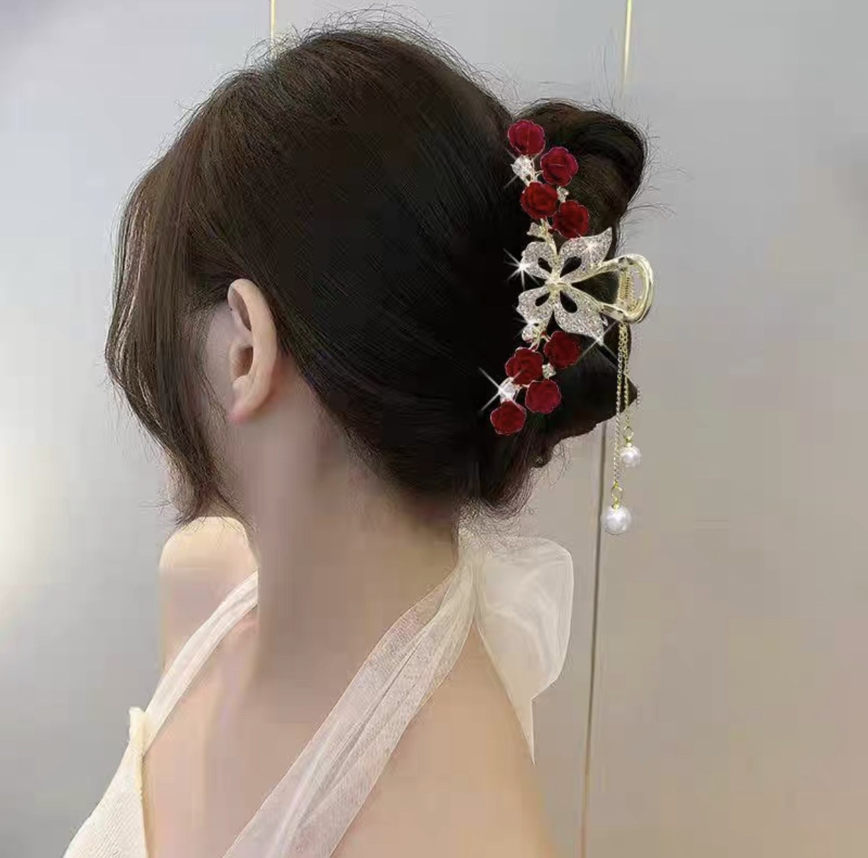 High-end Red Rose Butterfly Tassel Claw Clip