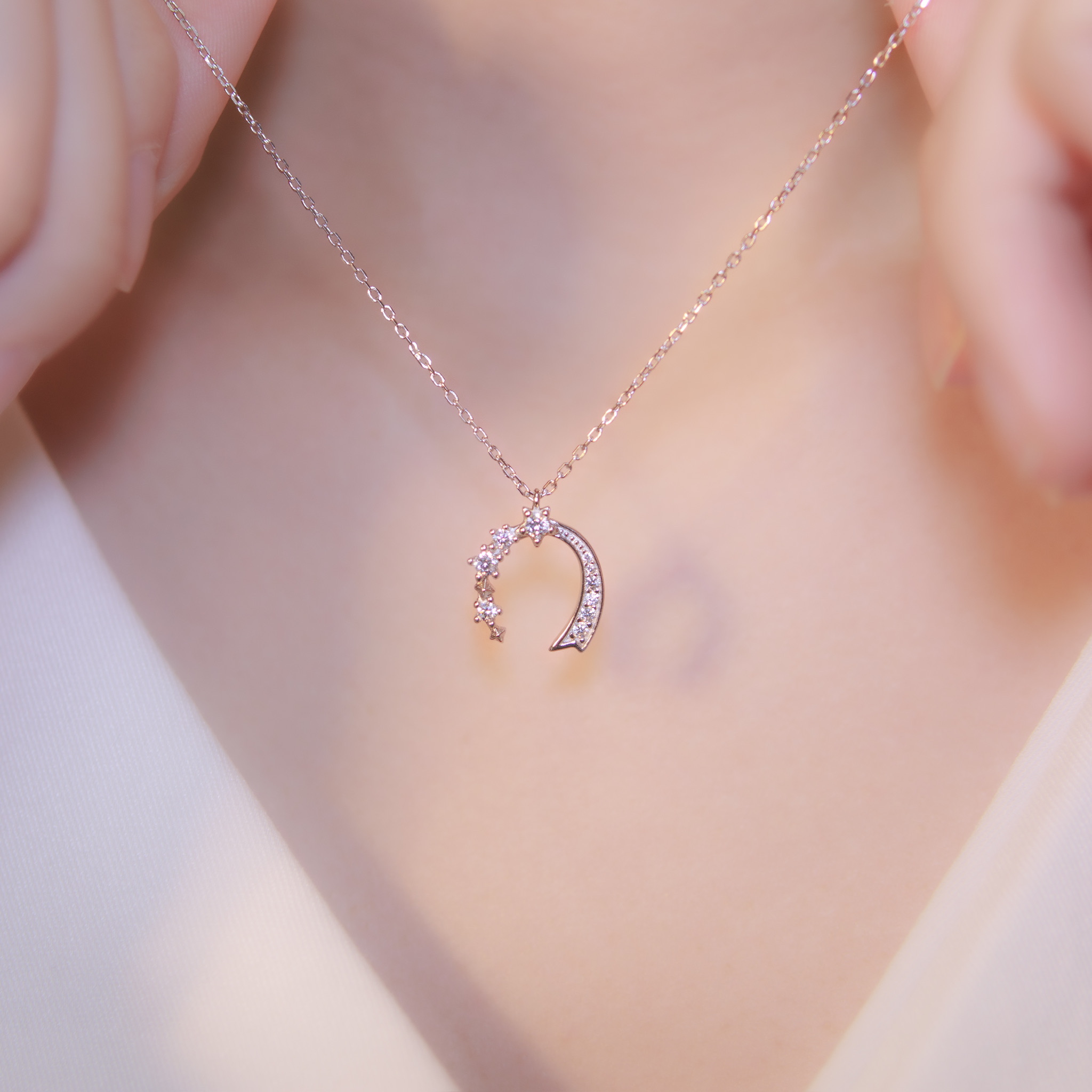 | 925純銀・ 白金 | 星繞身旁項鍊 | NE1023 |