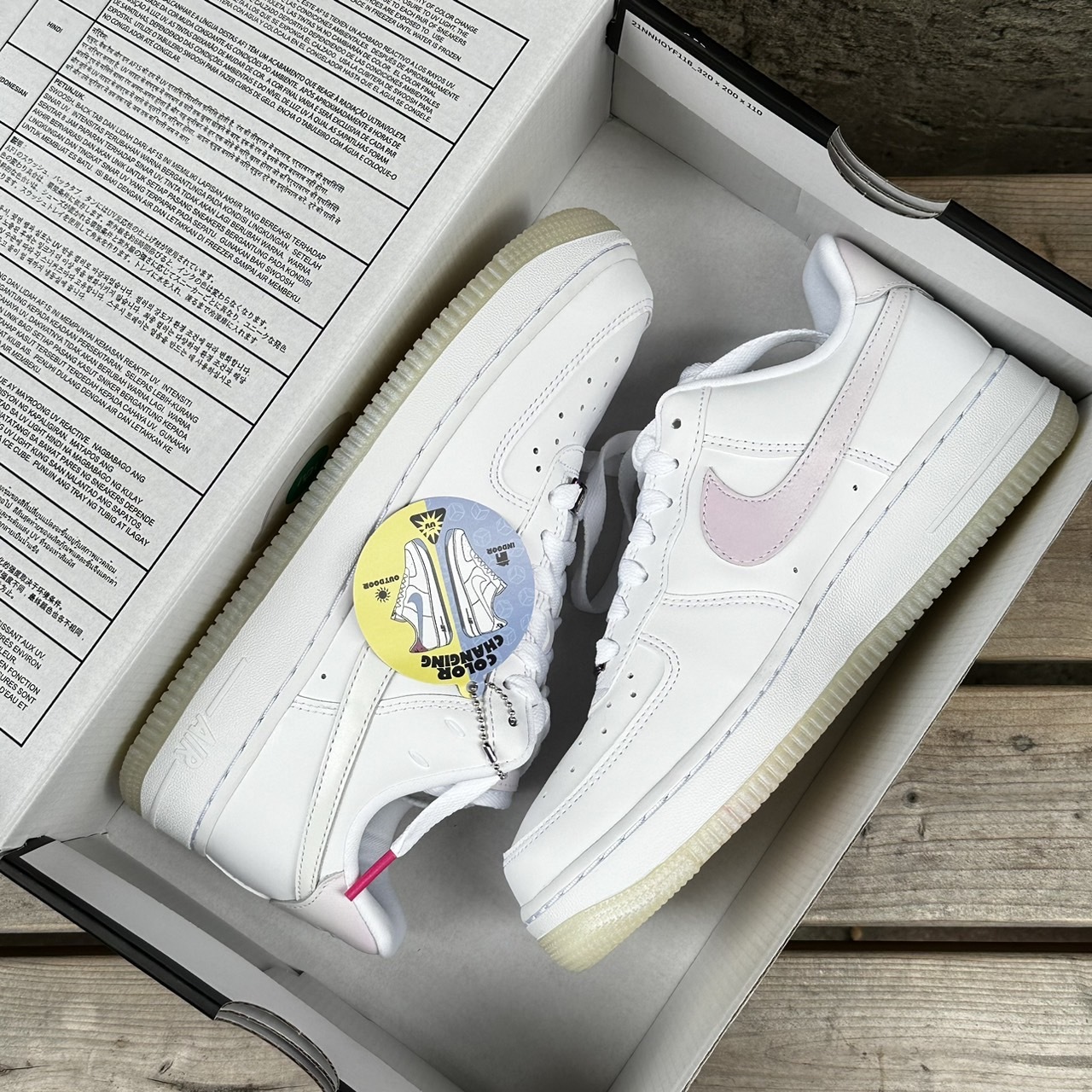 Nike Air Force 1 Low UV 女 白 變色 紫外線 AF1 經典 運動 休閒鞋 (FZ5531-111)