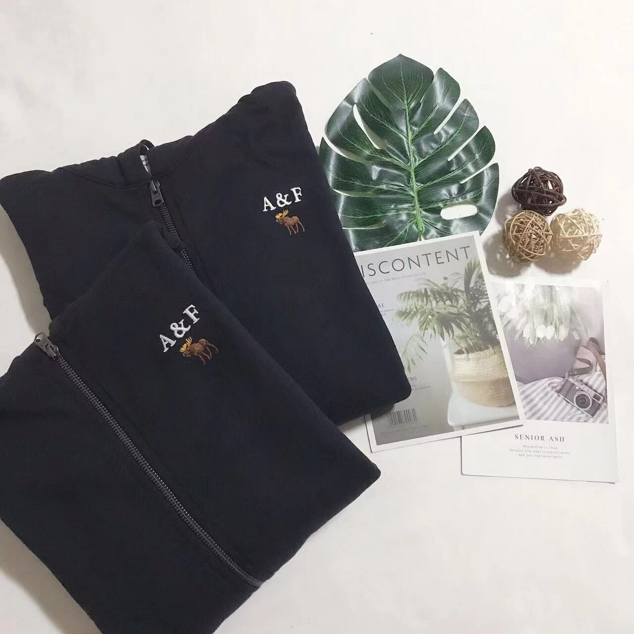 A & F LOGO ZIPUP- HOODIES 今季新款