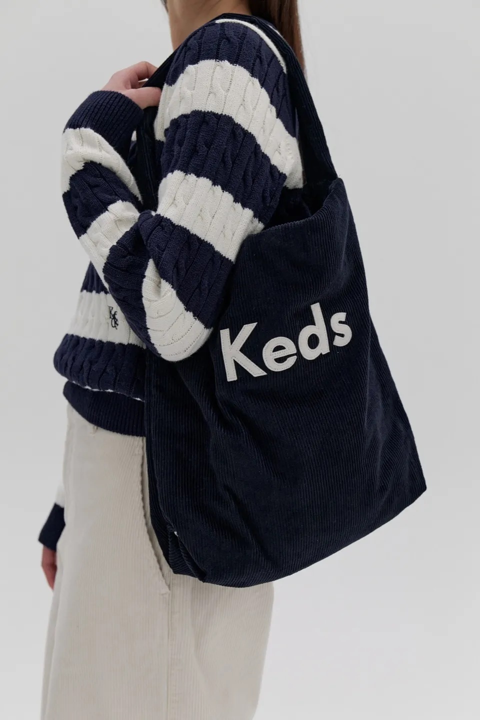 <韓國代購> KEDS CORDUROY BAGUETTE BAG