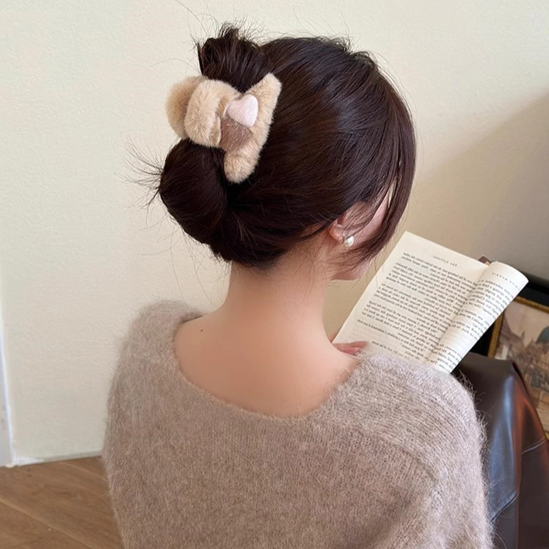 Warm fashion hair clip NO.8