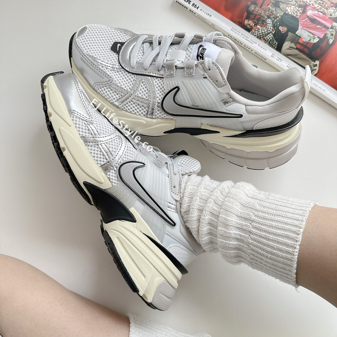 NIKE V2K RUN RUNTEKK 白銀 女鞋 Y2K 奶油底 FD0736-100 / 現+預