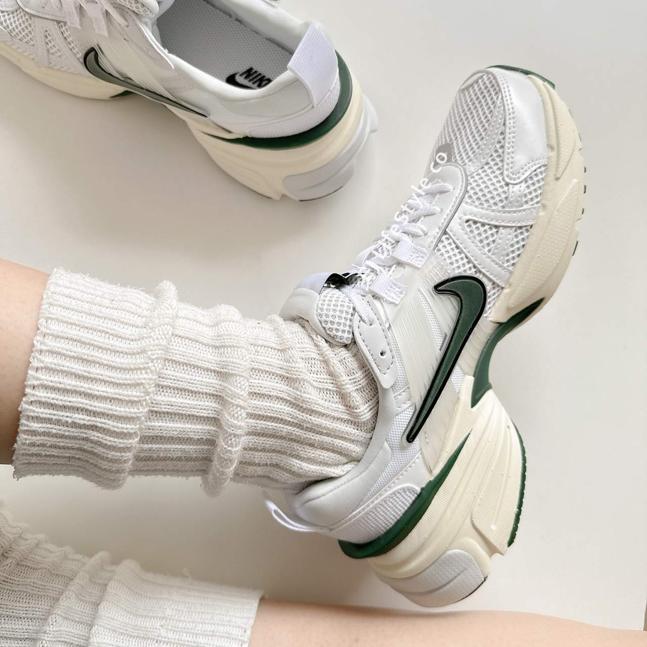 NIKE V2K RUN RUNTEKK 白綠 復古綠 女鞋 奶油底 FD0736-101 / 預購