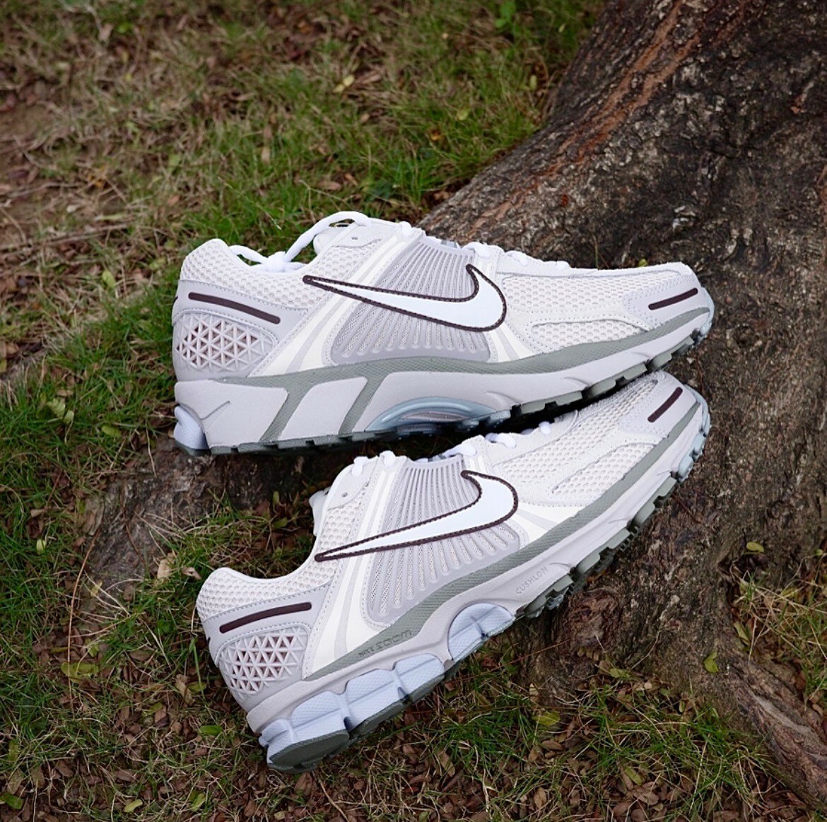 Nike Zoom Vomero 5 SE 燕麥灰 灰藍 灰芋 冰霜砂灰 FZ3653-104