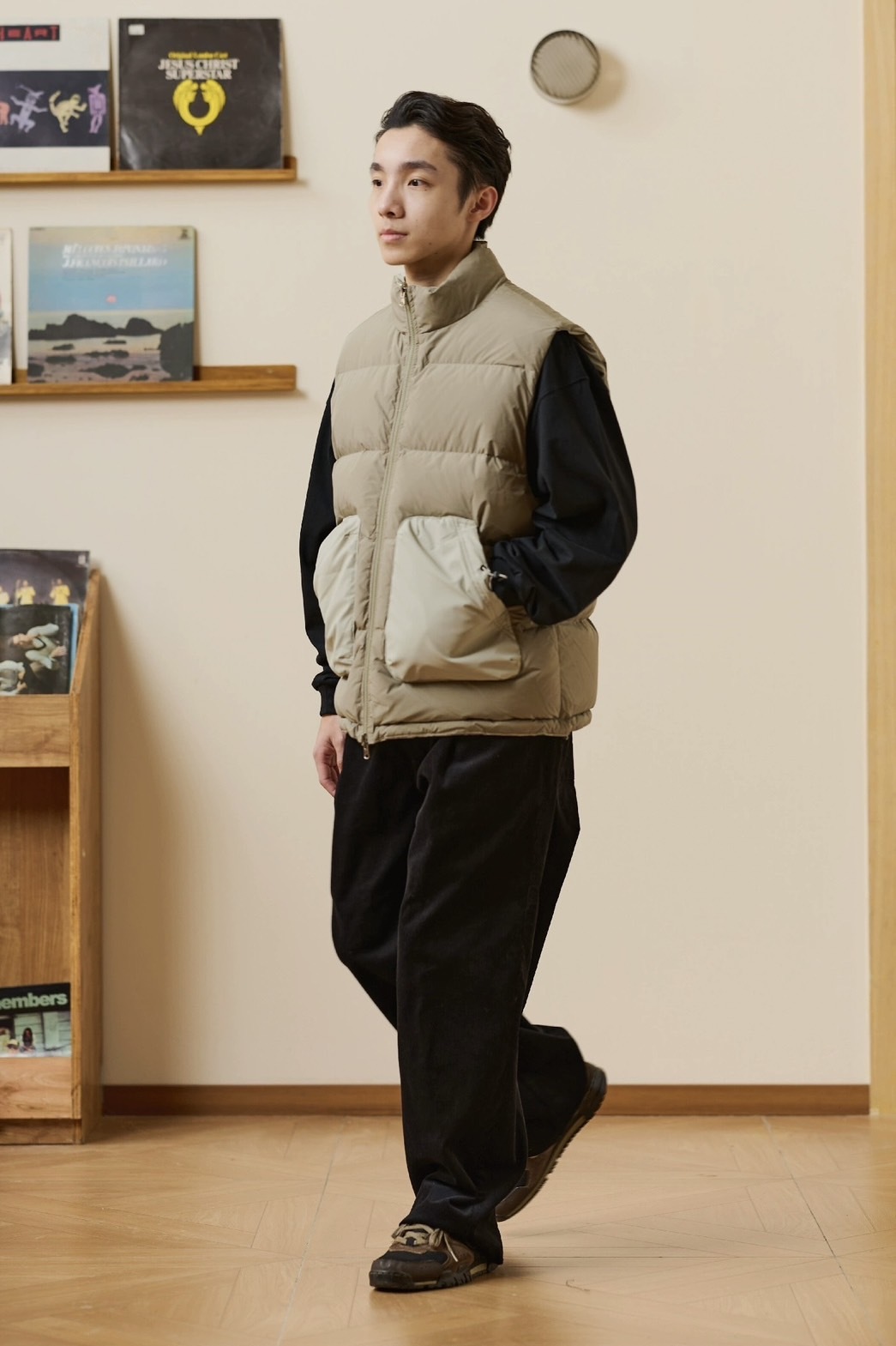 #現貨  BOHRHOO  23AW 雙面穿羽絨馬甲背心  兩色 A1