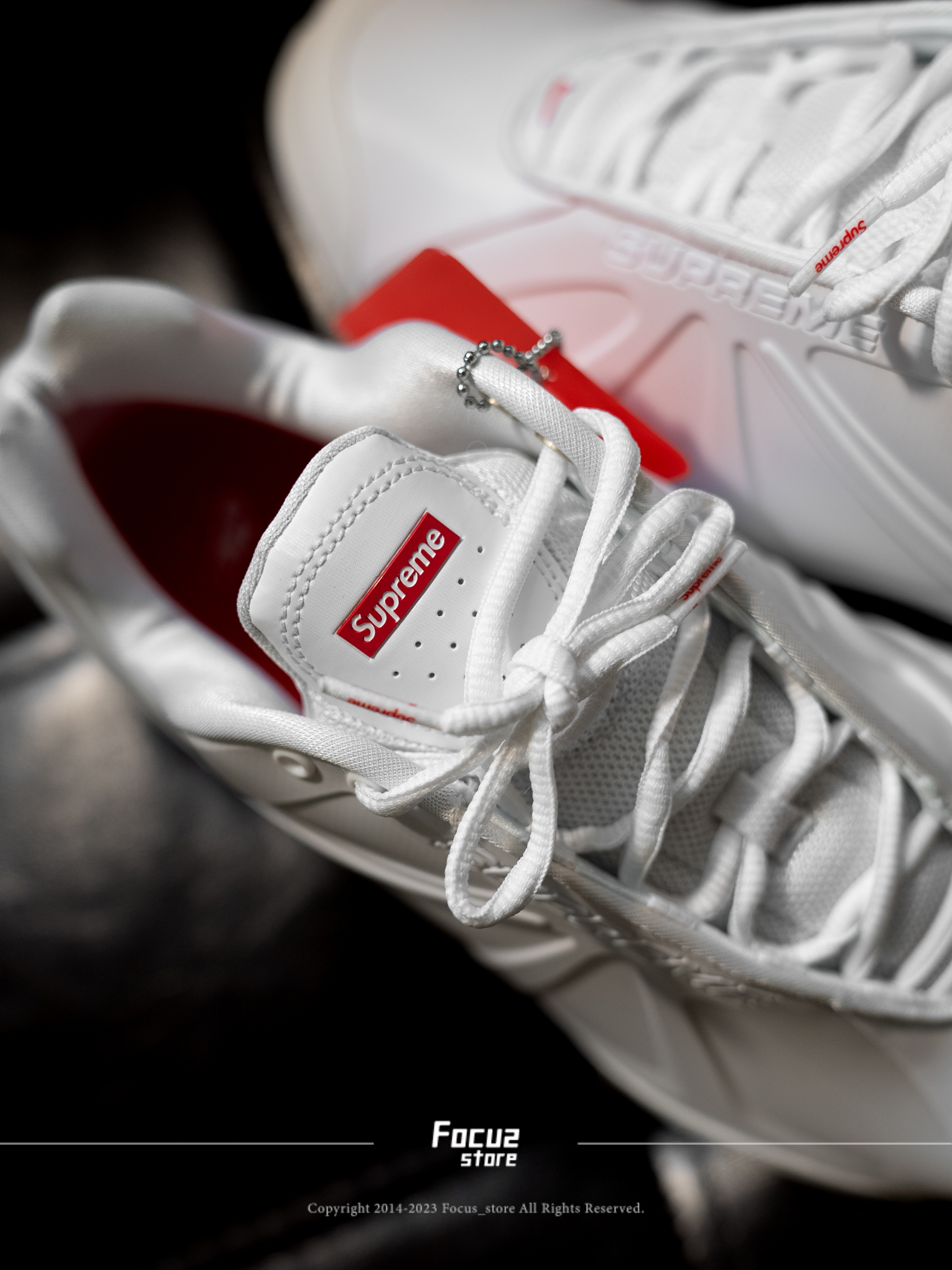 Focus Store】預購Supreme x Nike Courtposite 