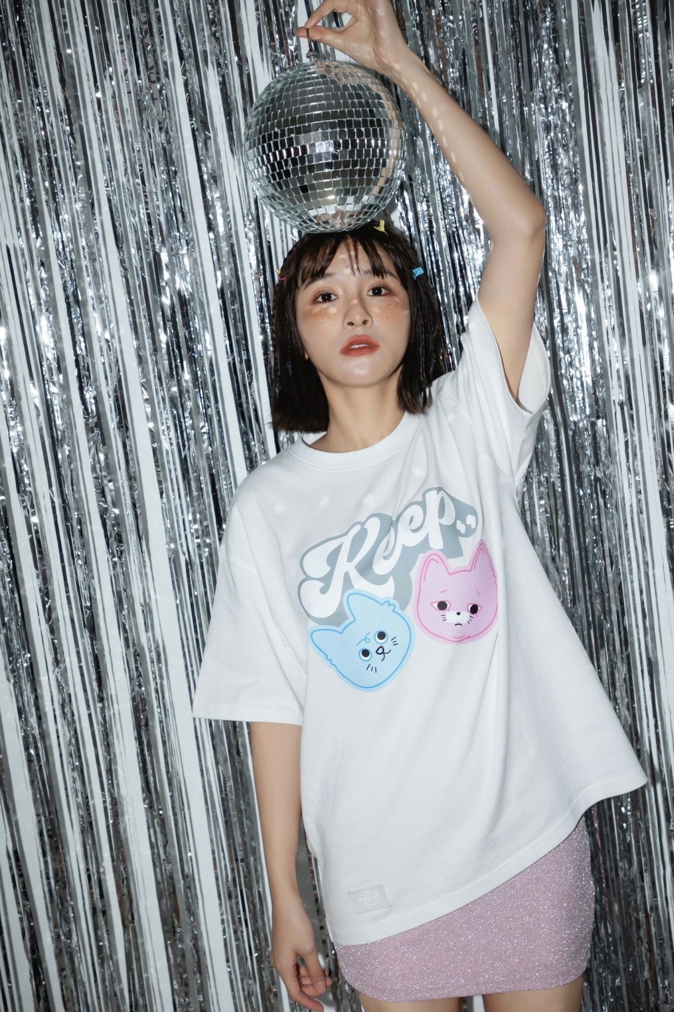 **特價商品售出不退換**男女款 #KEEP x QUN 聯名款 TEE 白色 雙Q貓 大LOGO 印花 短T【KS178】峮峮