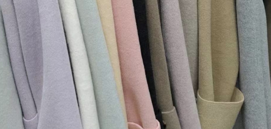 JK23W1259 高成數薄羊絨外套連腰帶