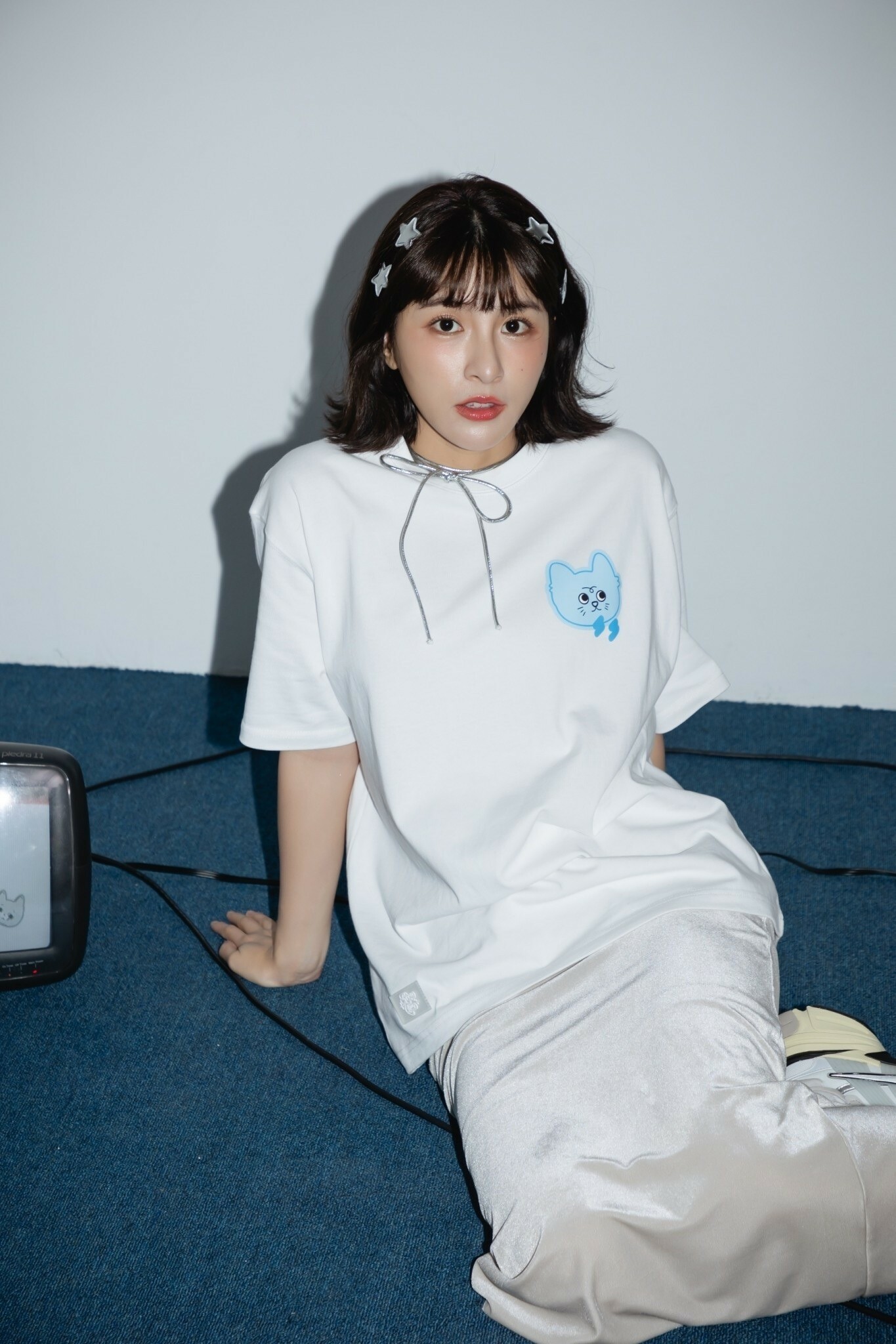 [特價售出無退換] [門市現貨]  男女款 #KEEP x QUN 聯名款 TEE 白色 閃電貓 雲朵 LOGO 印花 短T【KS179】峮峮