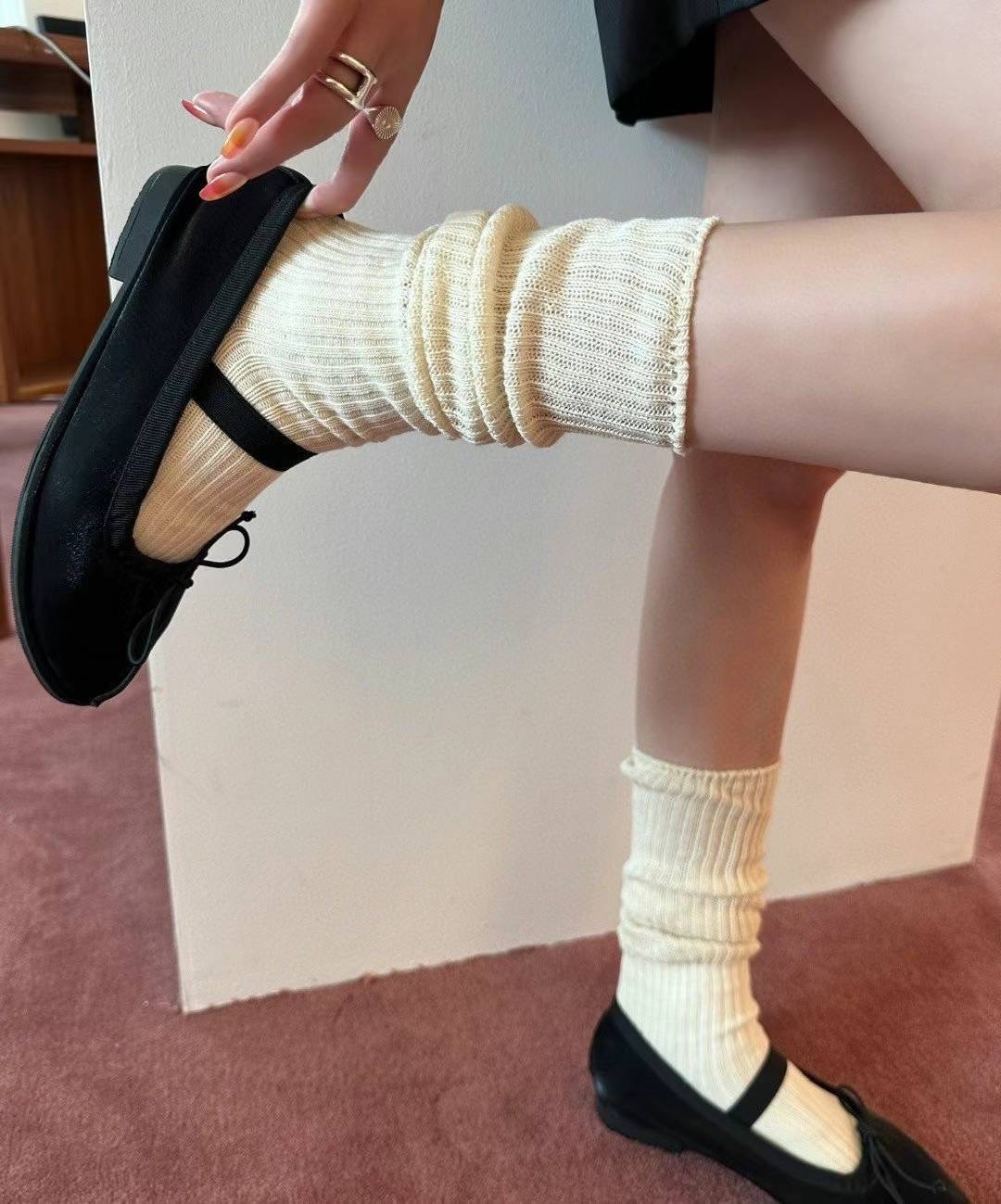 超好著的堆堆長襪～（#容易鬆下來 #因為是堆堆襪 #較薄身）