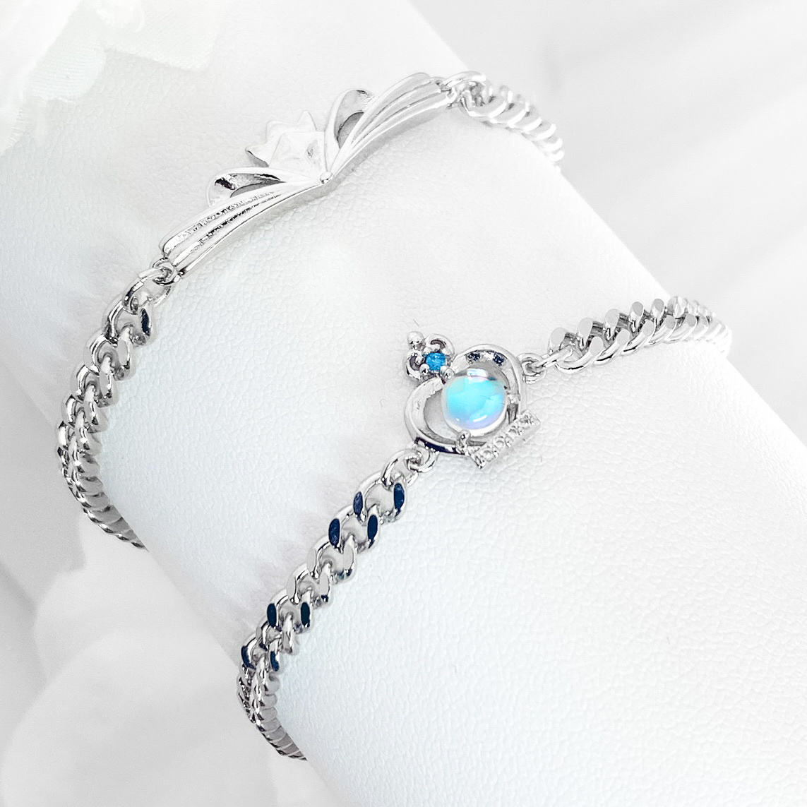 「騎士和公主 」情侶手鏈 | S925純銀 | 免費刻字