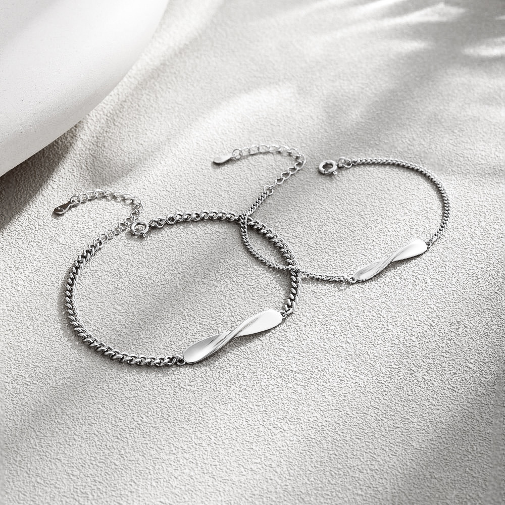 「莫比烏斯 」情侶手鏈 | S925純銀或鍍銀 | 免費刻字