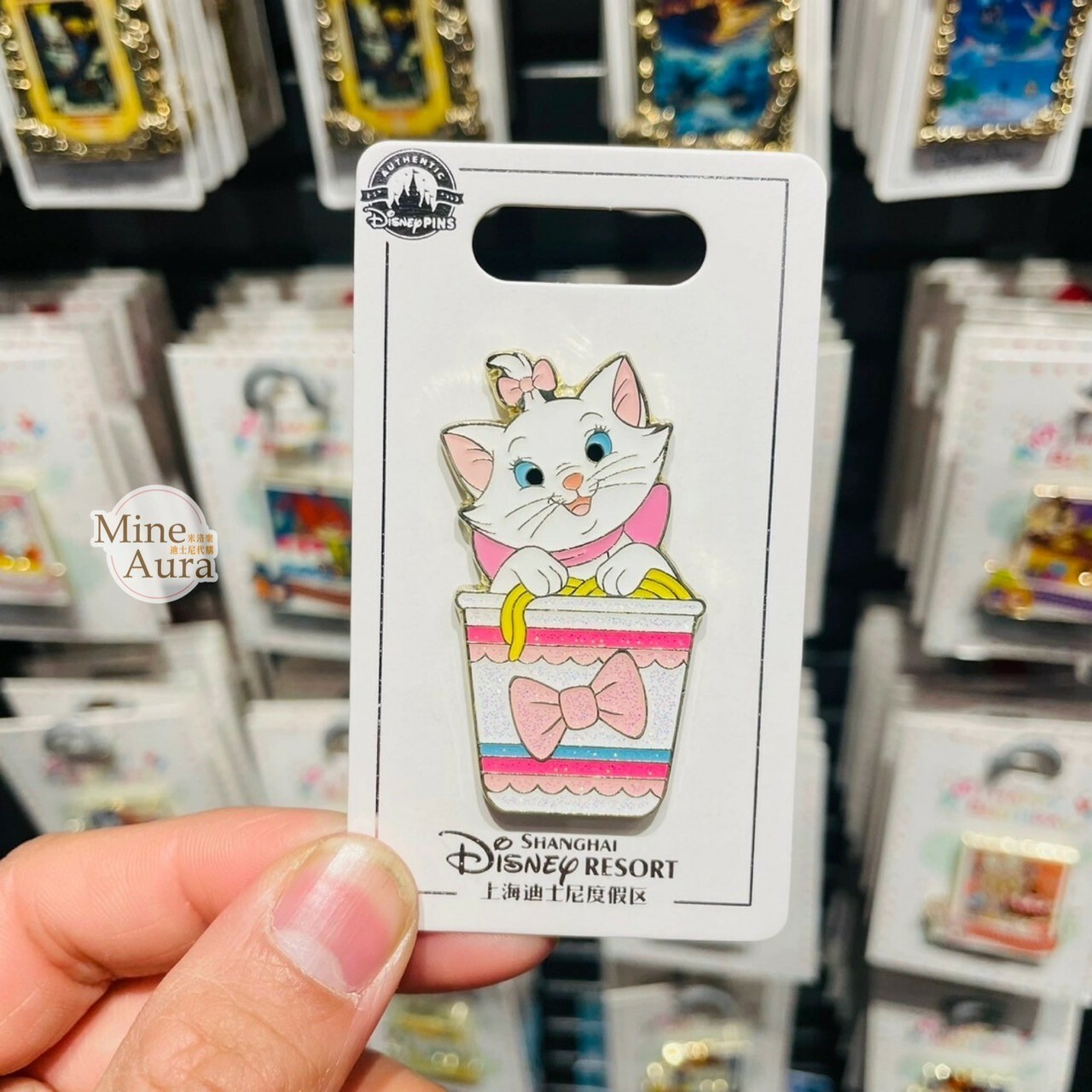 瑪莉貓 Marie 泡麵碗造型 徽章 PIN 貓兒歷險記 The Aristocats -上海迪士尼樂園
