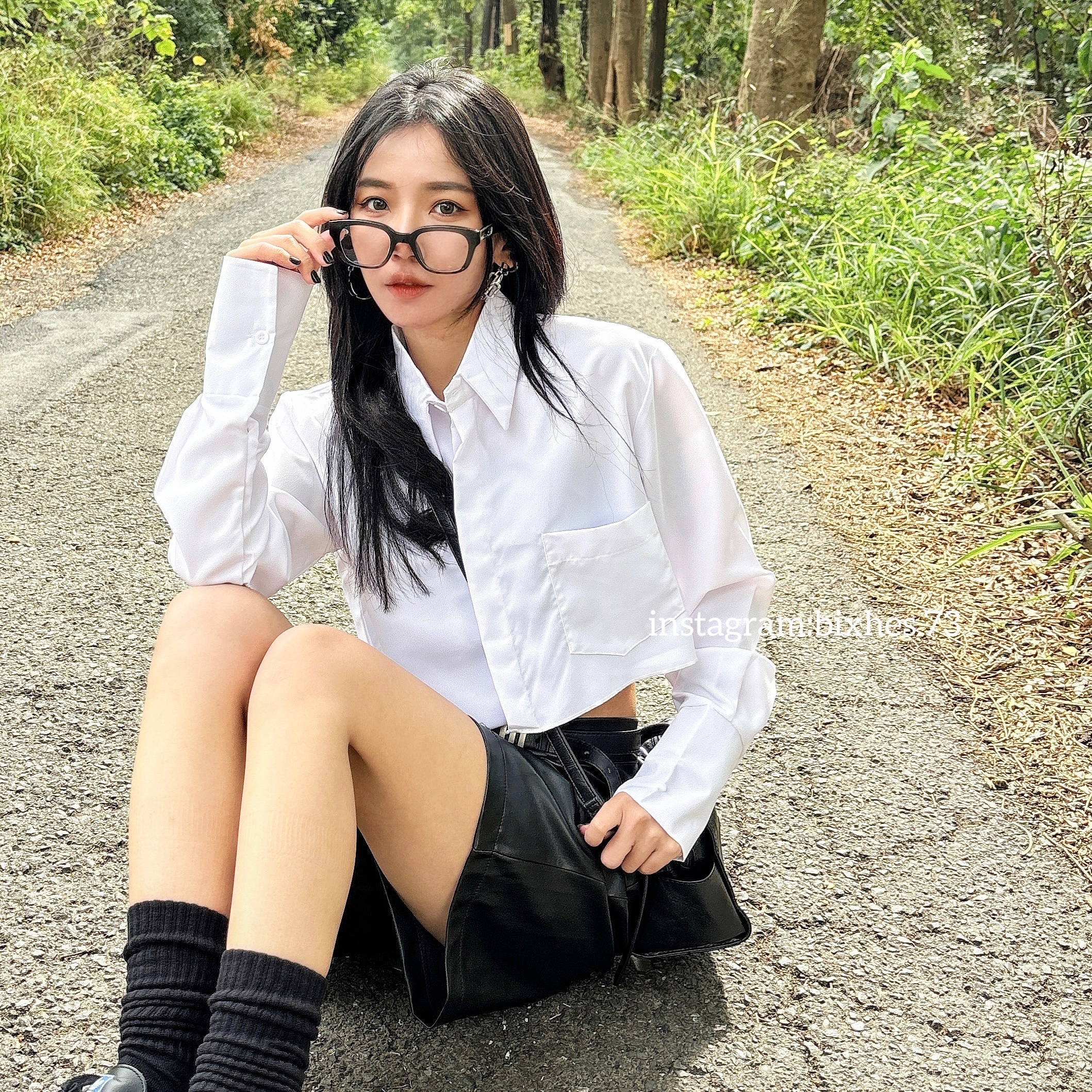 口袋短版白襯衫(G00021)