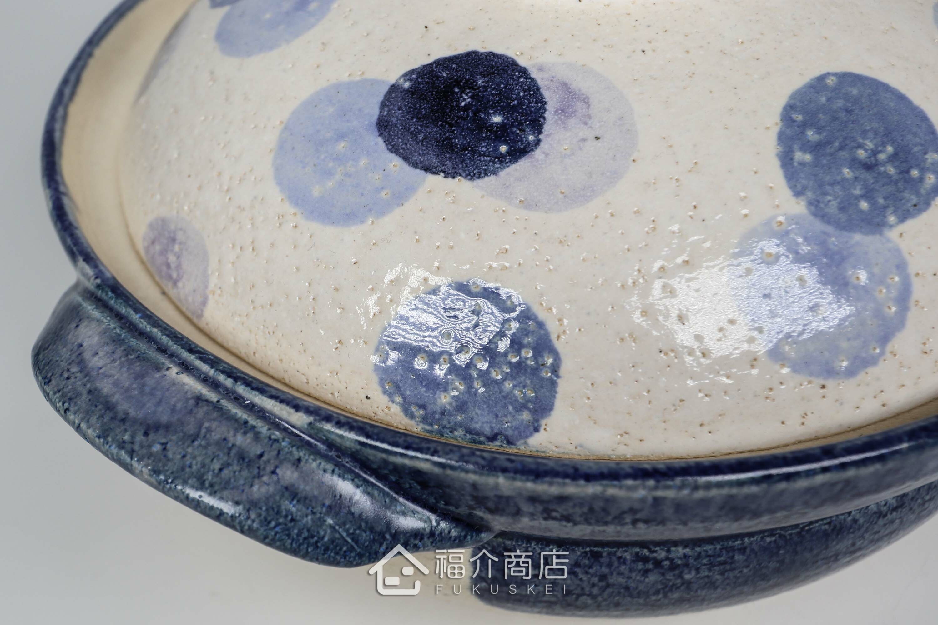 煮火鍋的日本陶鍋