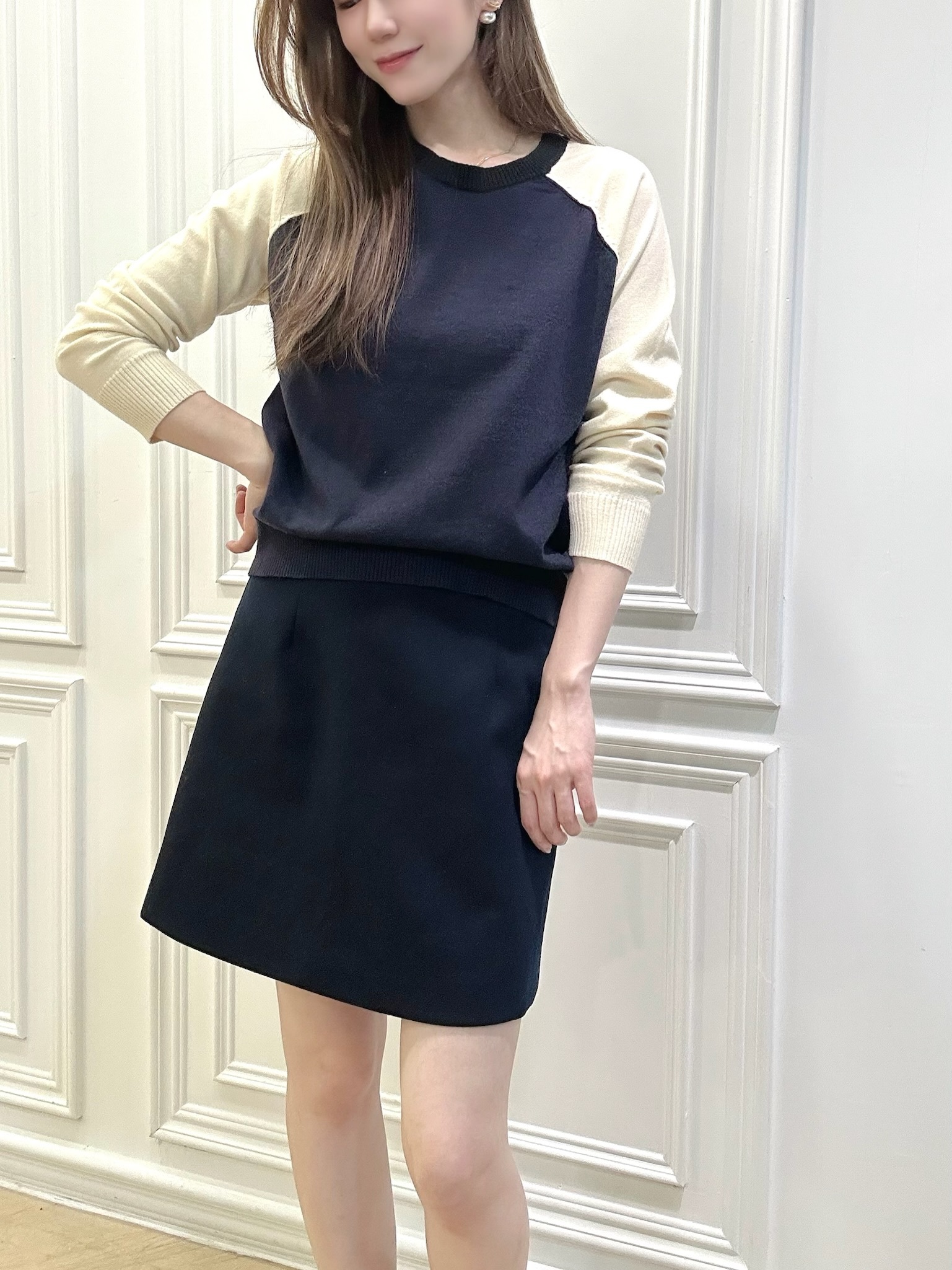 針織袖拼色上衣