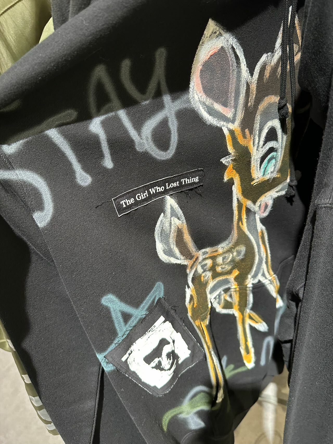 日本手繪衛衣 黑色梅花鹿款 -M