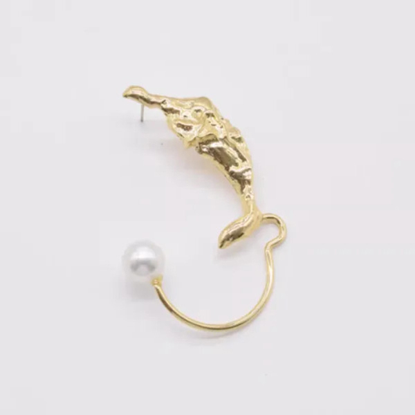 Metal mermaid pearl earrings