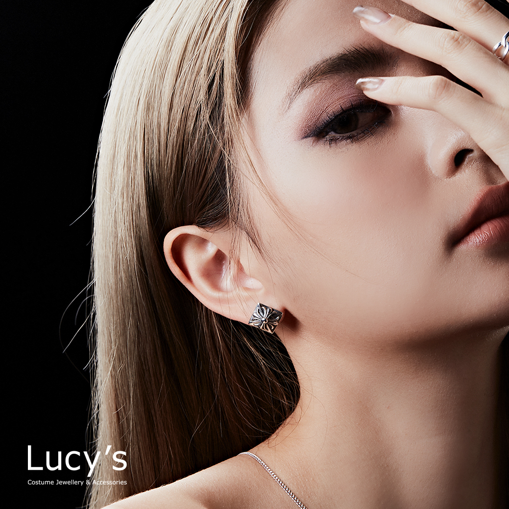 925純銀 歐系十字金字塔 耳環 (95984)