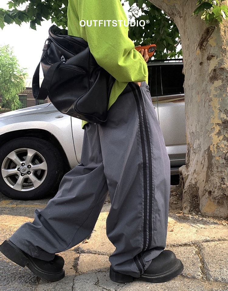 Aurocean 學院風復古寬鬆尼龍運動褲