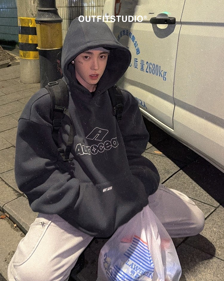 Aurocean 520克重磅簍空字體搖粒絨連帽衛衣