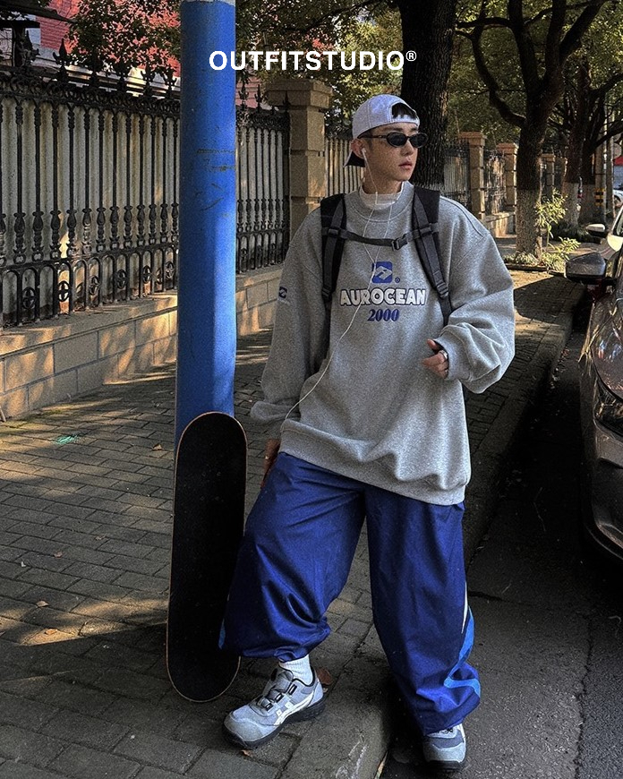 Aurocean 520克重磅搖粒絨貼布刺繡寬鬆衛衣