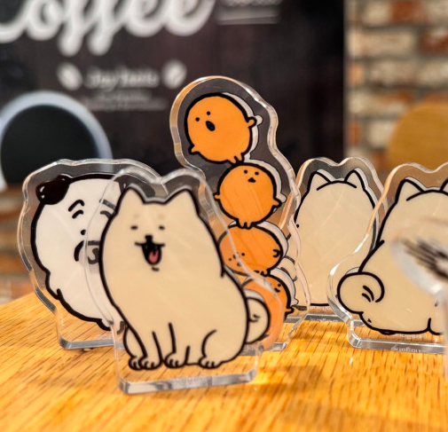 現貨｜韓國限定 白熊的朋友們 10mm 亞克力立牌 可樂餅 八哥 大型犬