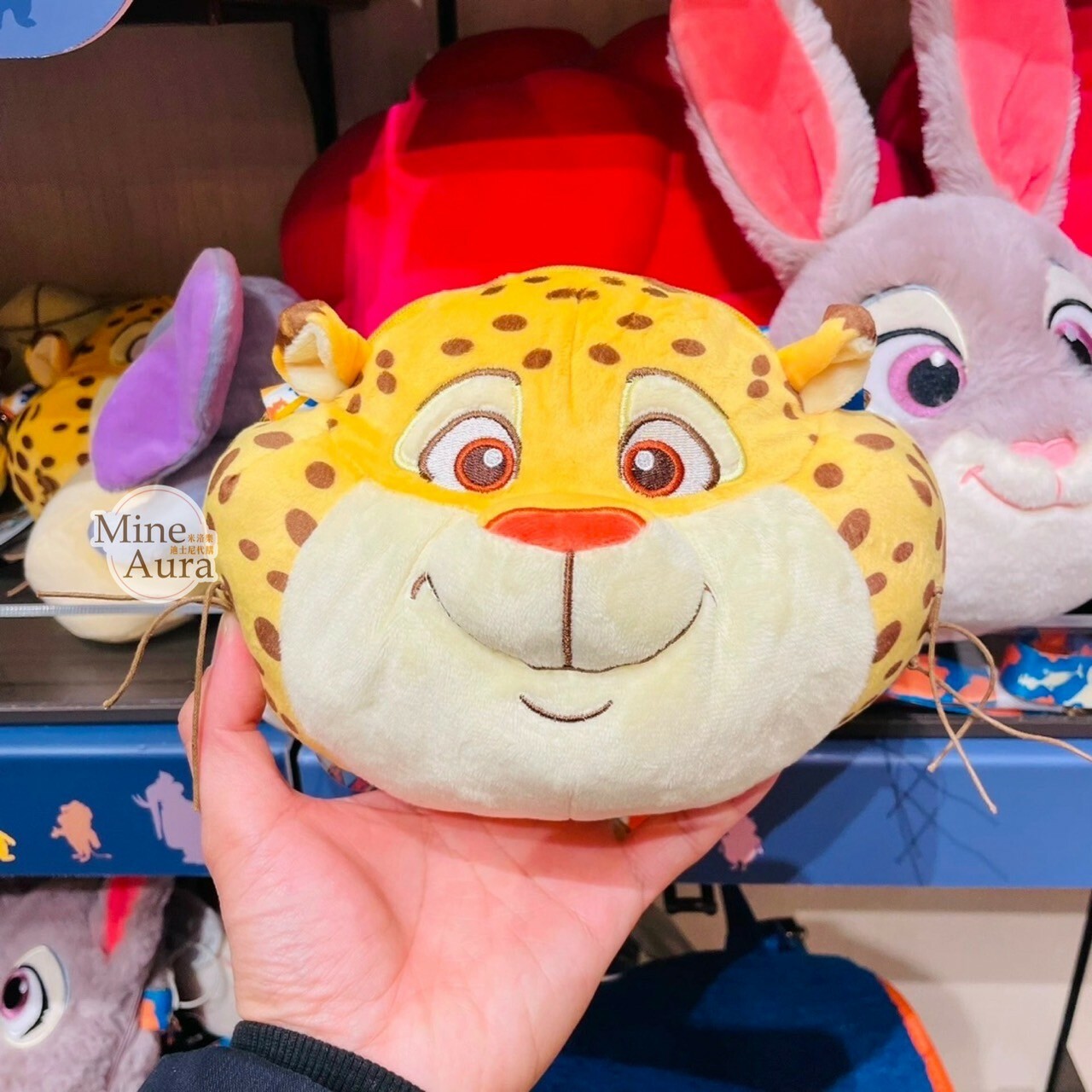 洪金豹 Benjamin Clawhauser 大頭絨毛 造型 斜背 小包 動物方城市 Zootopia -上海迪士尼樂園