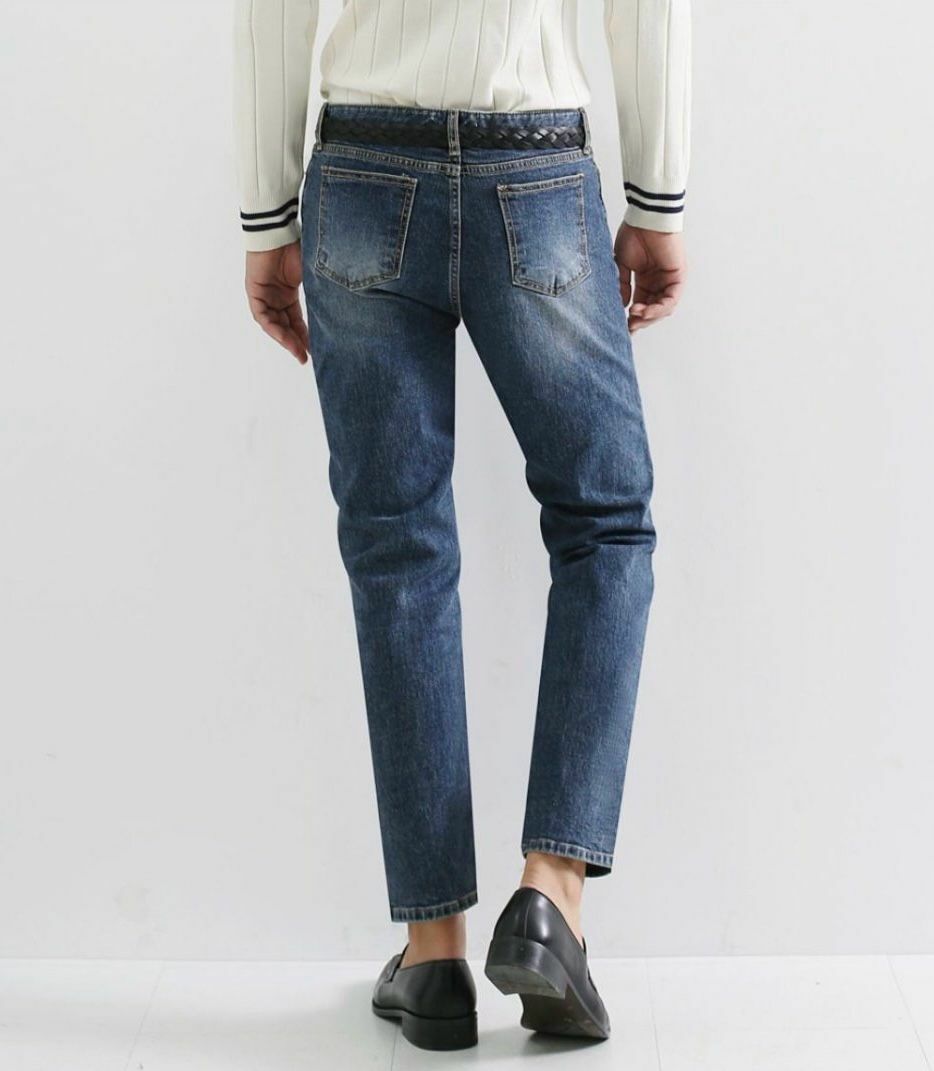 洗水修身牛仔褲 J720