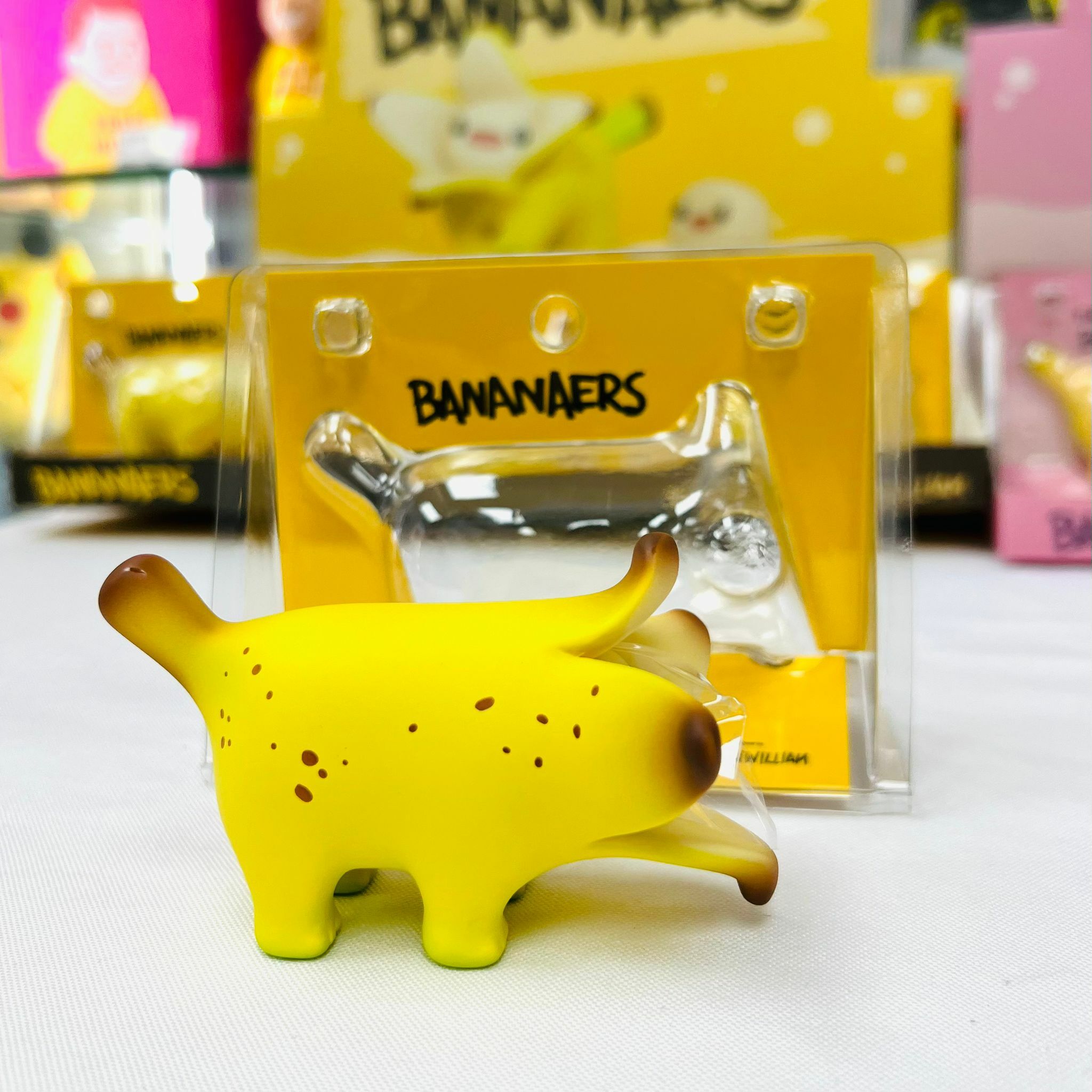 Bananaers Dog小蕉狗 by OFFART x Kamanwilliam