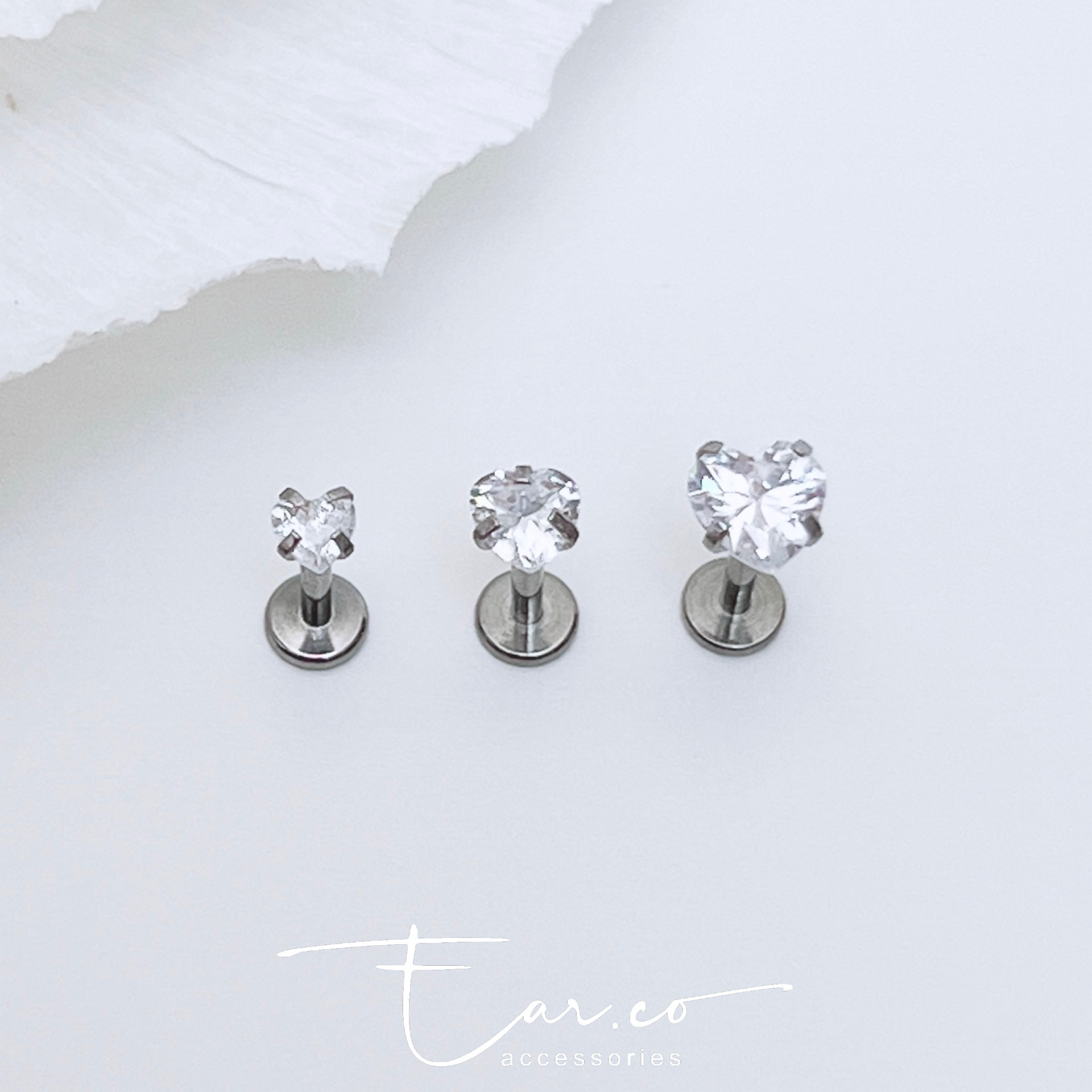 愛心閃石平頭耳門/耳珠/耳骨釘 [G23 Titanium] [單支]