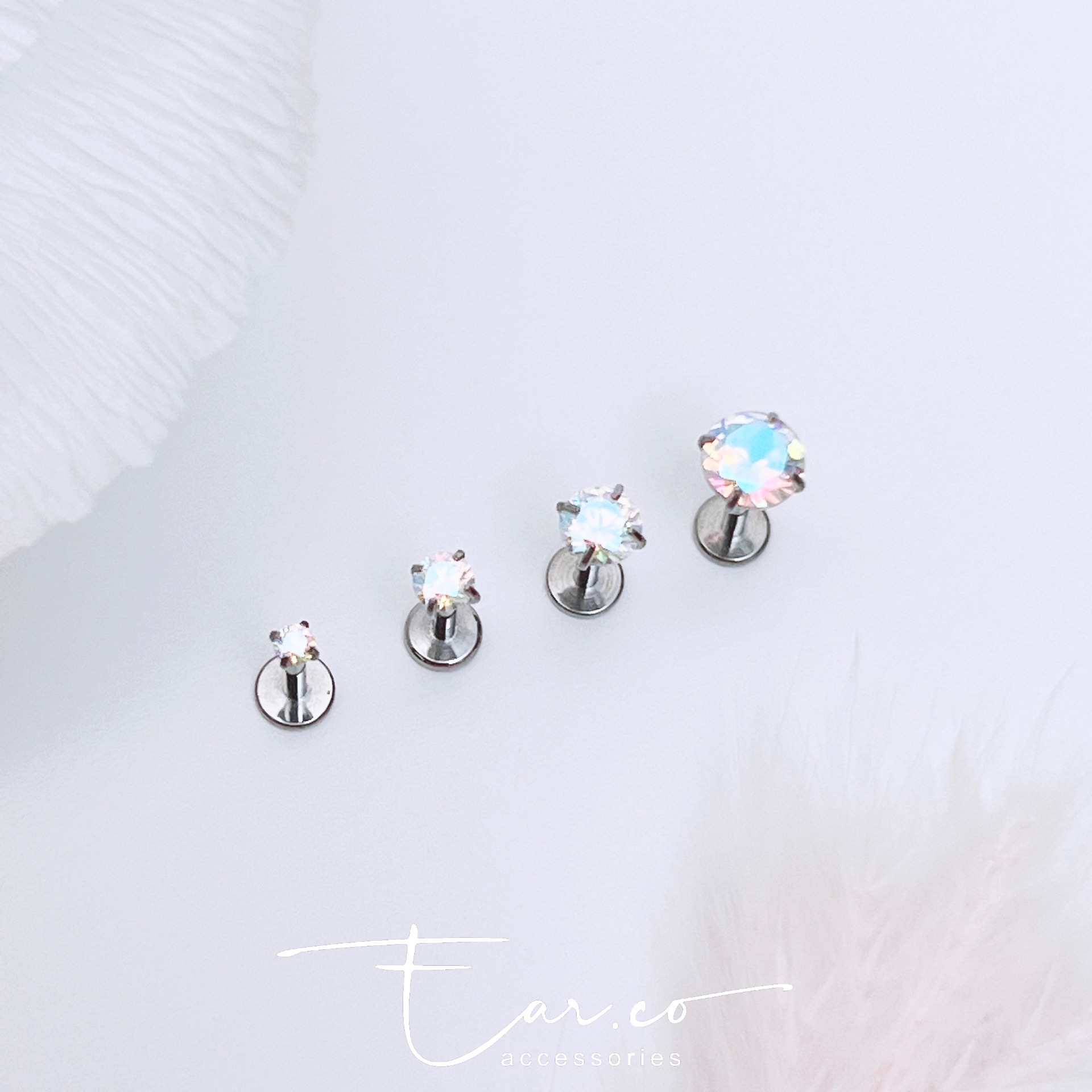 Rainbow四爪閃石平頭耳門/耳珠/耳骨釘 [G23 Titanium] [單支]