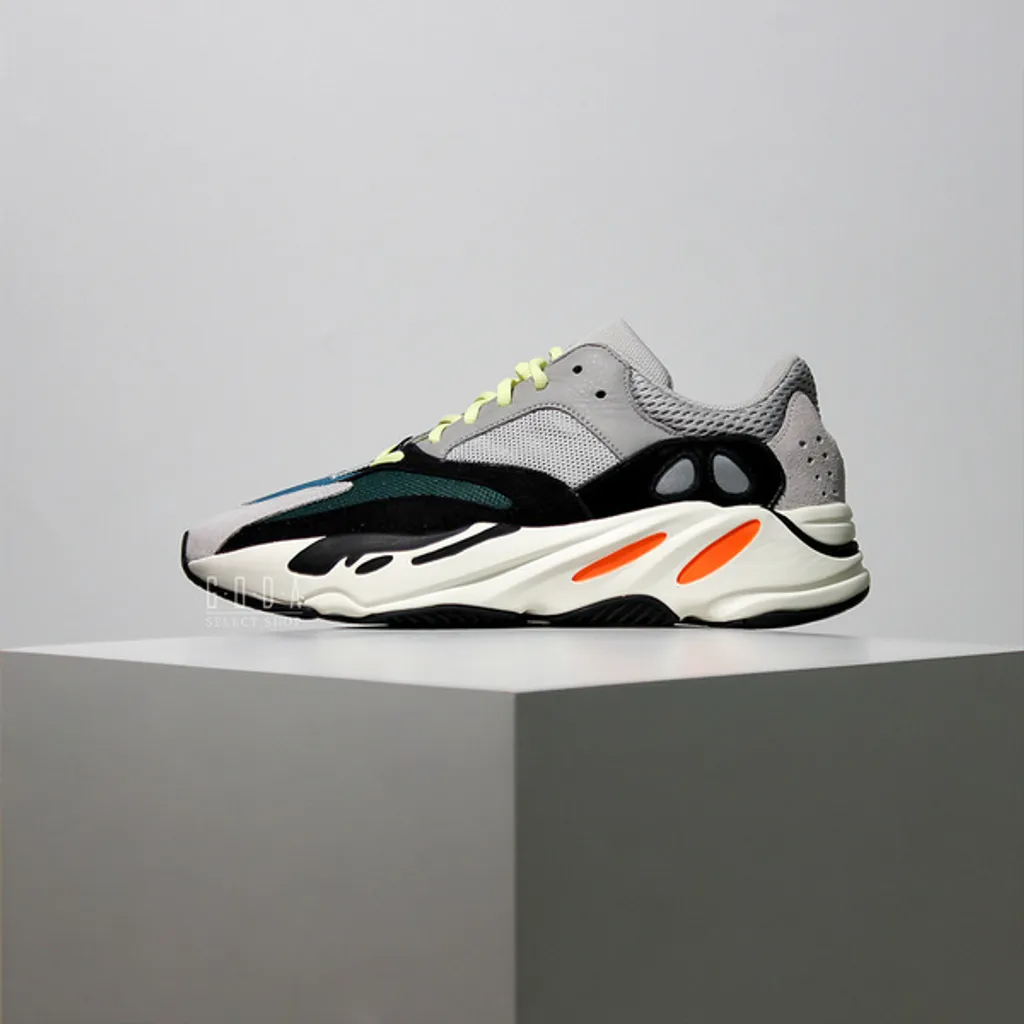 Adidas Yeezy Boost 700 OG Wave Runner 初代配色 B75571