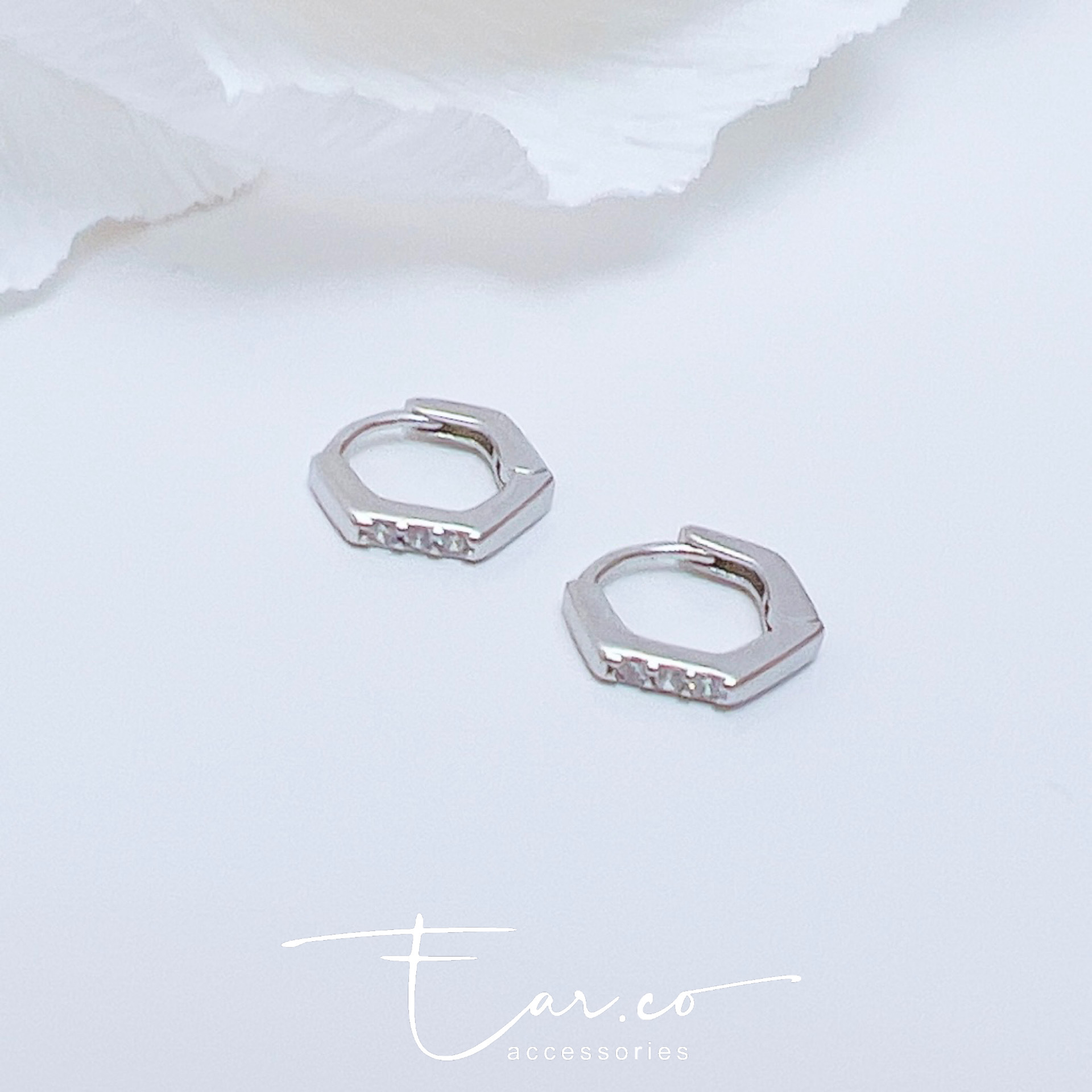 五邊形閃石純銀小耳圈 [睡覺不用脫! ] #A1006