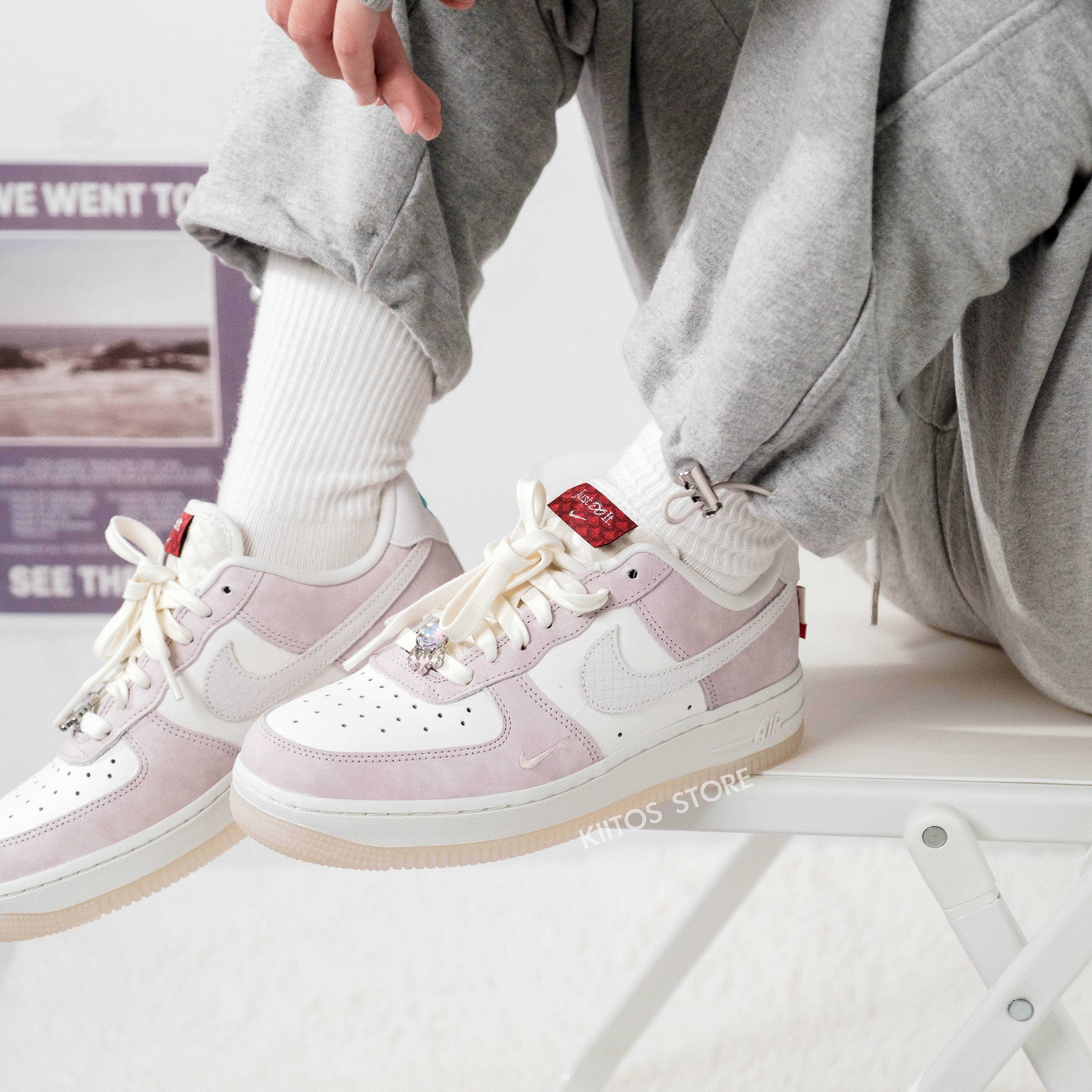 Nike Air Force 1 Low 龍年限定 水晶龍珠 龍紋灰粉 FZ5066-111