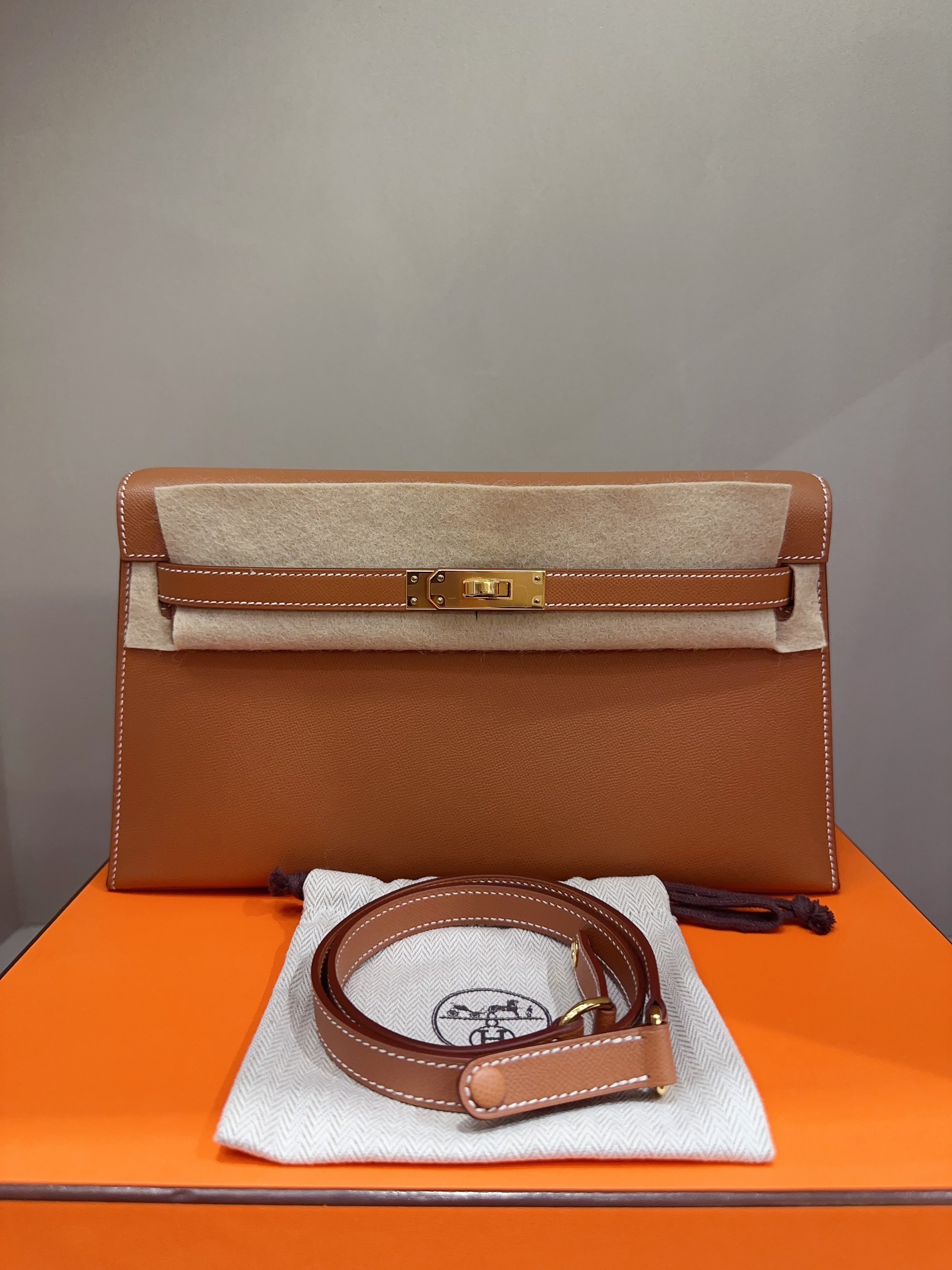 Kelly elan 37 gold cc madame B