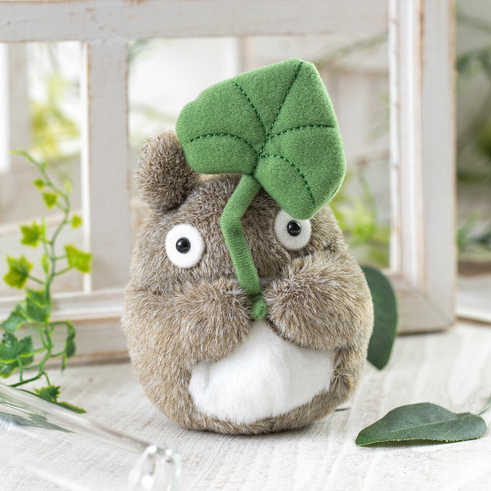 柔軟沙包 大龍貓 手持樹葉