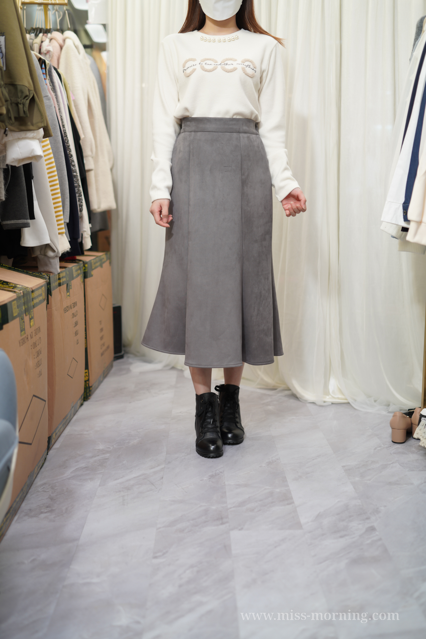 少毛面高質釘珠上衣(13623)&魚尾裙(33675)