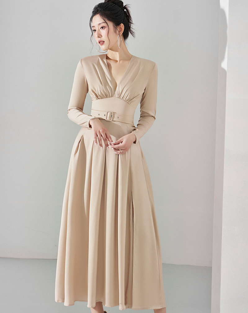 V領優雅開衩素雅洋裝