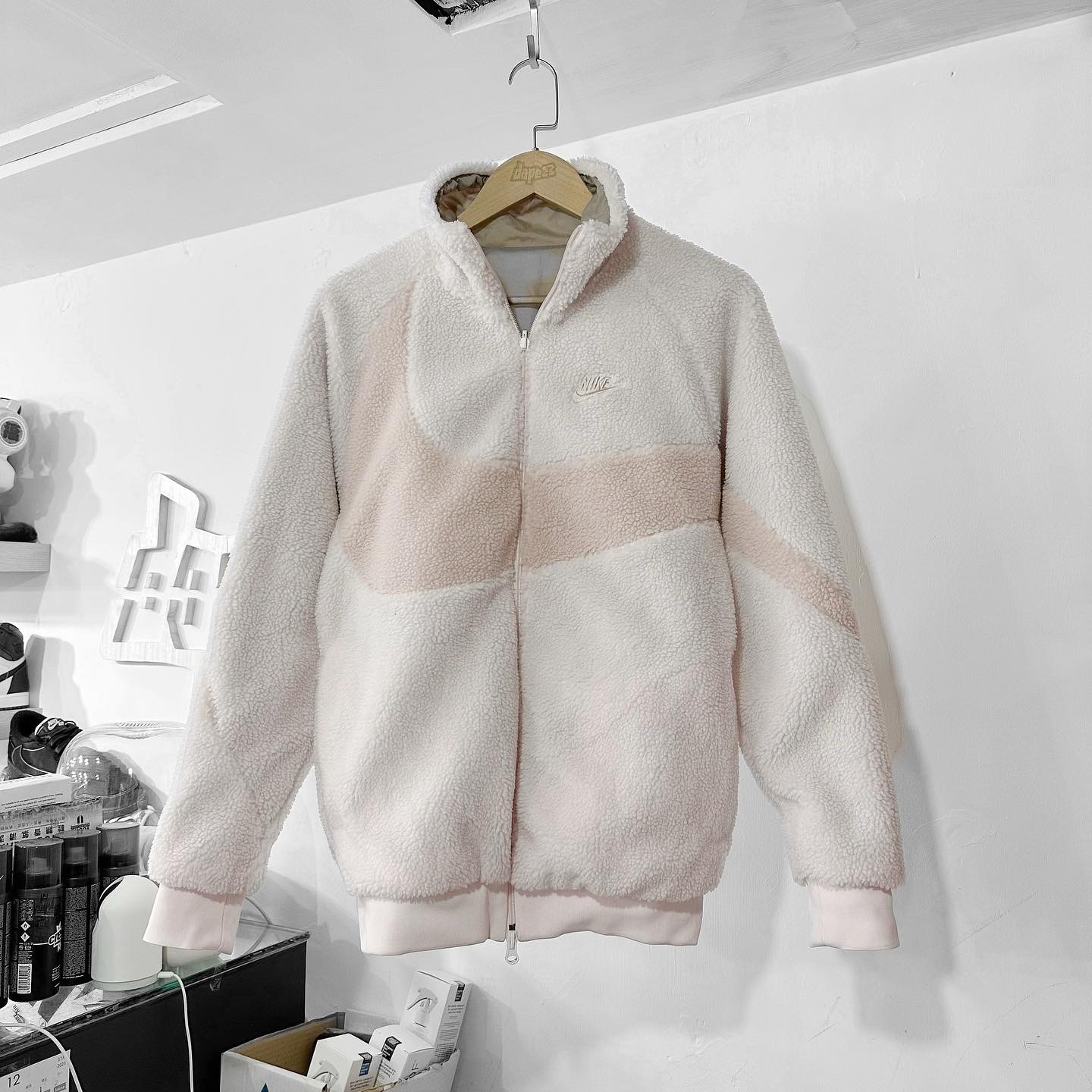 Nike Big Swoosh Jacket Man 雙面羊羔毛外套 Pink 柔粉色