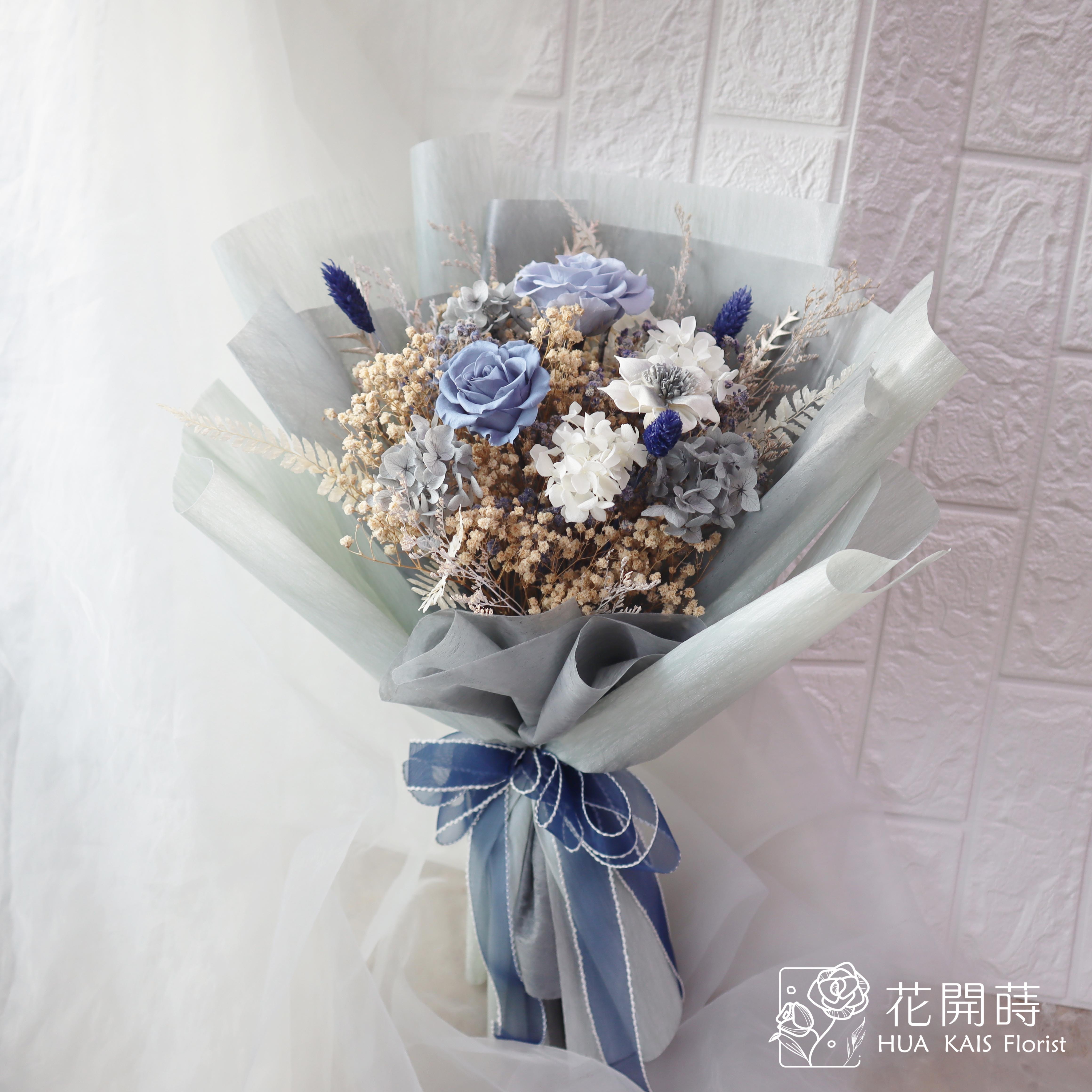 永生花束|藍藍的L號永生玫瑰花束|告白花束|情人節花束|母親節花束|求婚花束|永生花