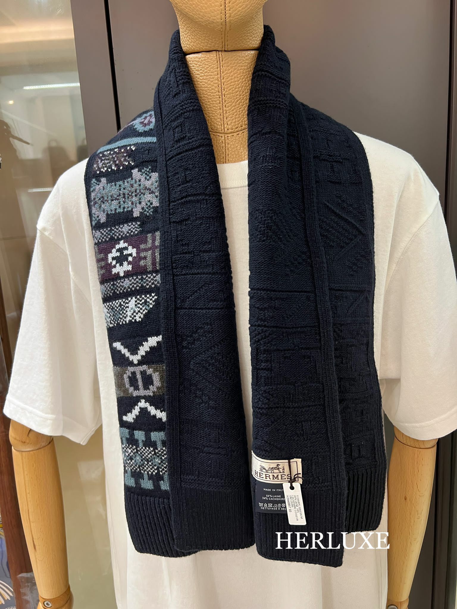 Echarpe 20x110cm 66% Laine/ 34% cashmere dark bleu