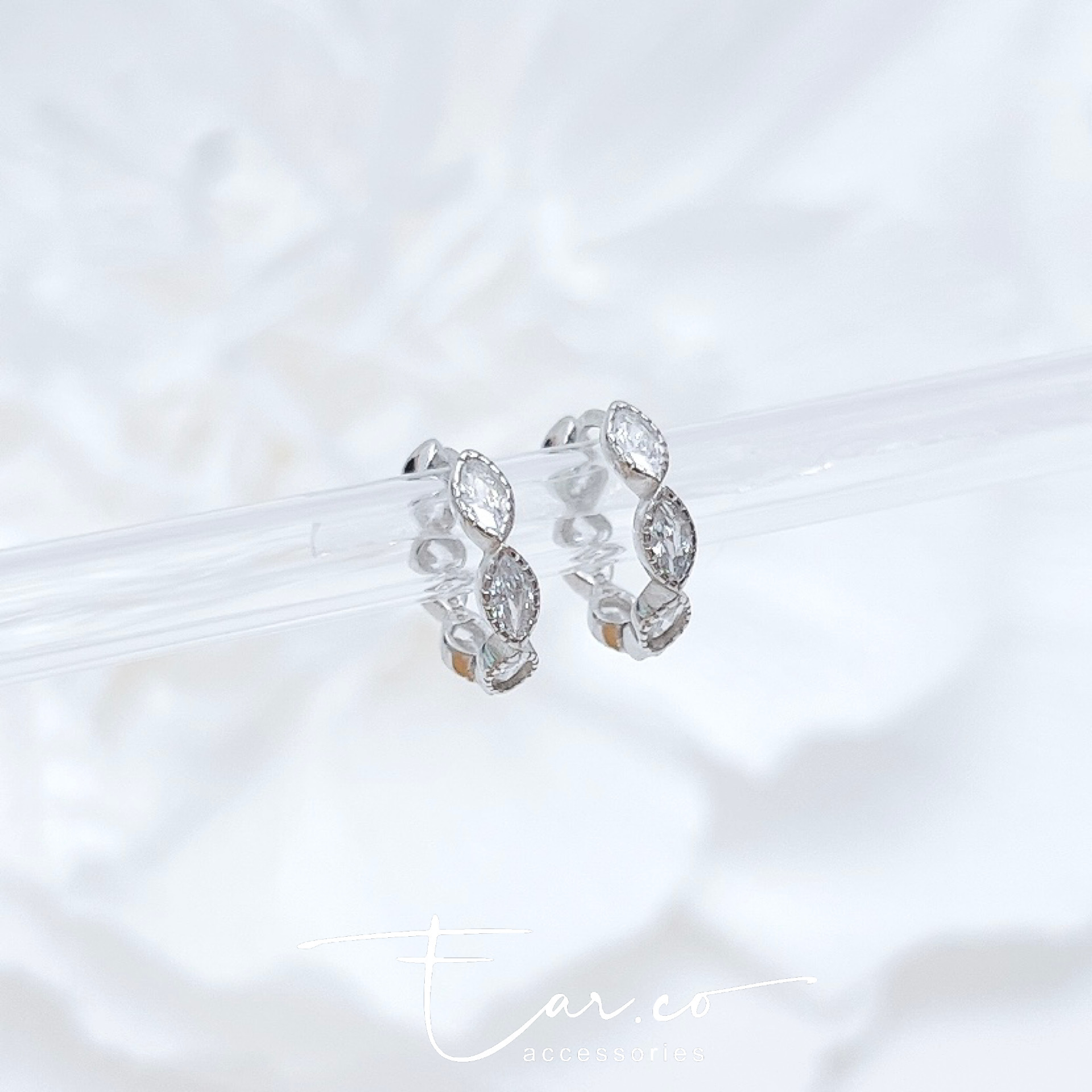 雙面包邊變小菱形純銀小耳圈 [睡覺不用脫! ] #A983