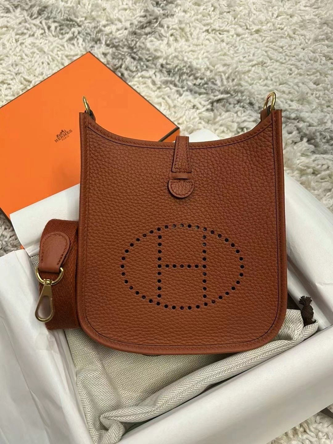 Mini Evelyne 6c cuivre cc tc (一代：肩帶長105cm）