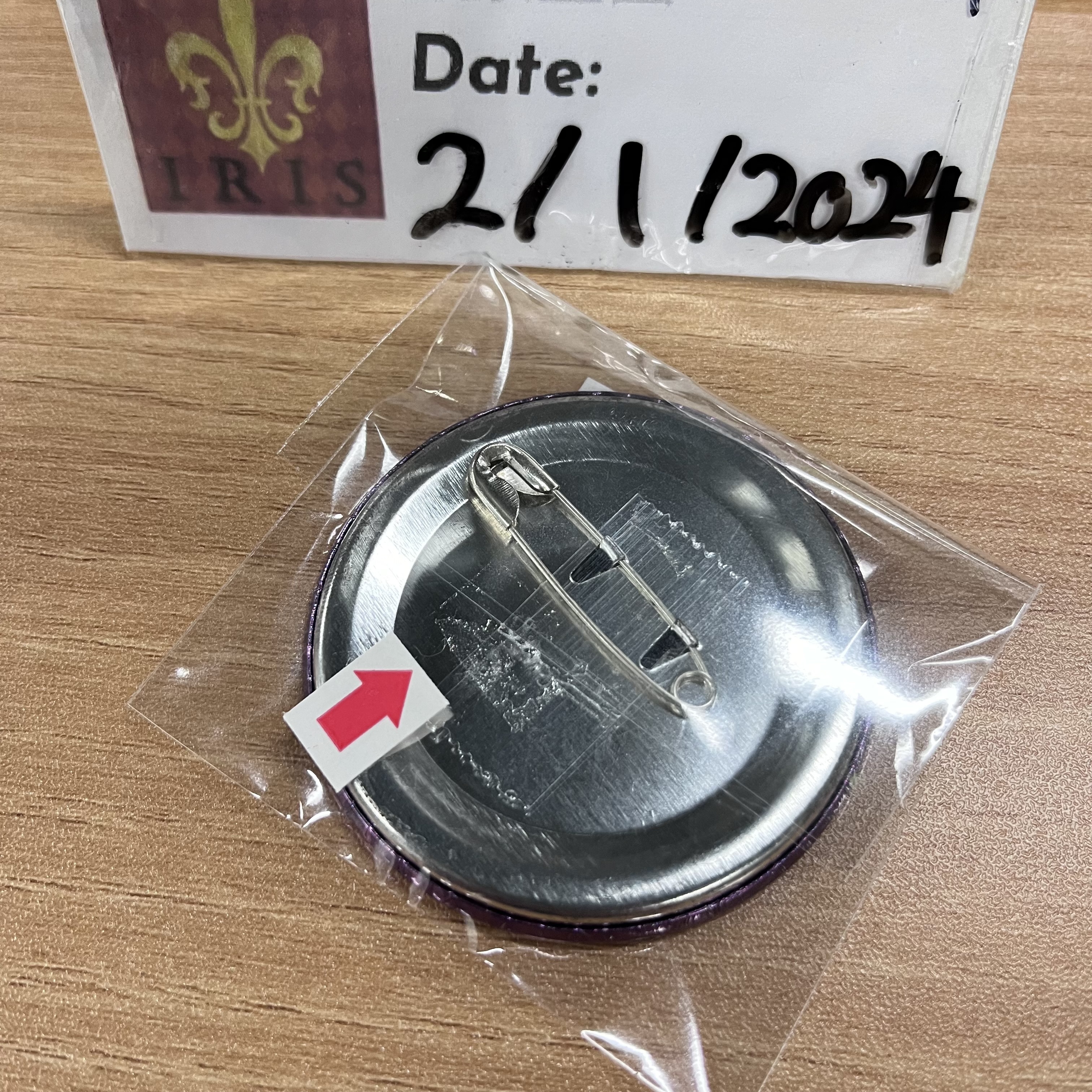 ES ADONIS 襟章(背傷) UD