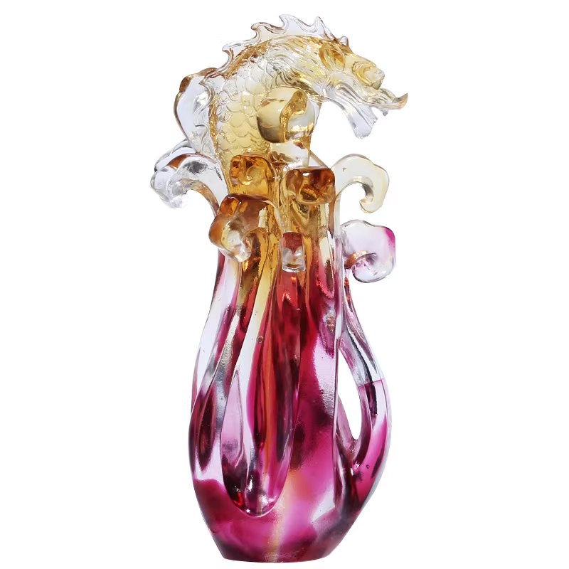 琉璃擺件獎盃｜龍躍天下象徵飛黃騰達 開業升遷辦公室風水首選