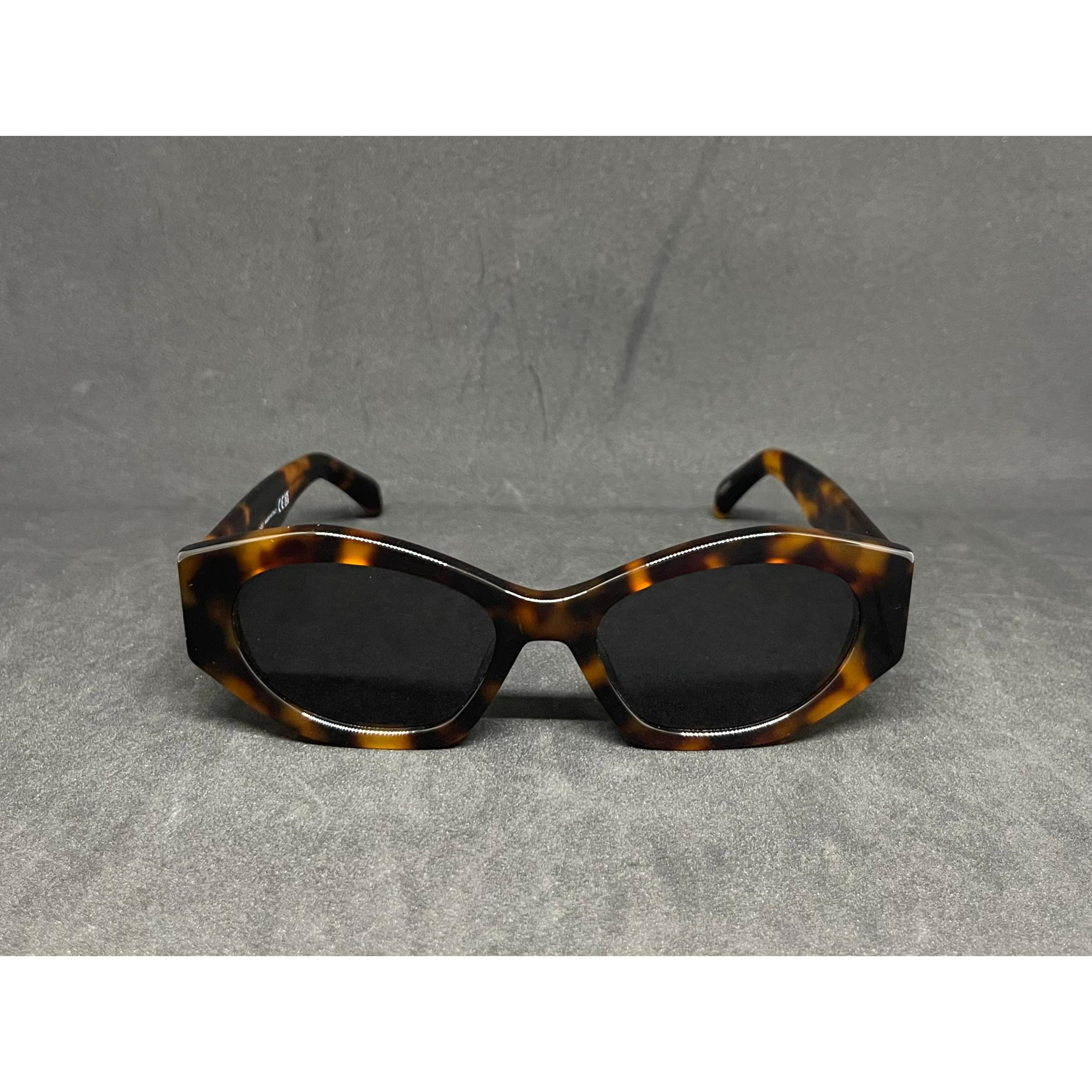 Celine Triomphe 08 Red Havana