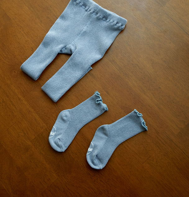 Dot to Dot DOTPURE 彈性緊身褲&飛邊襪兩件套