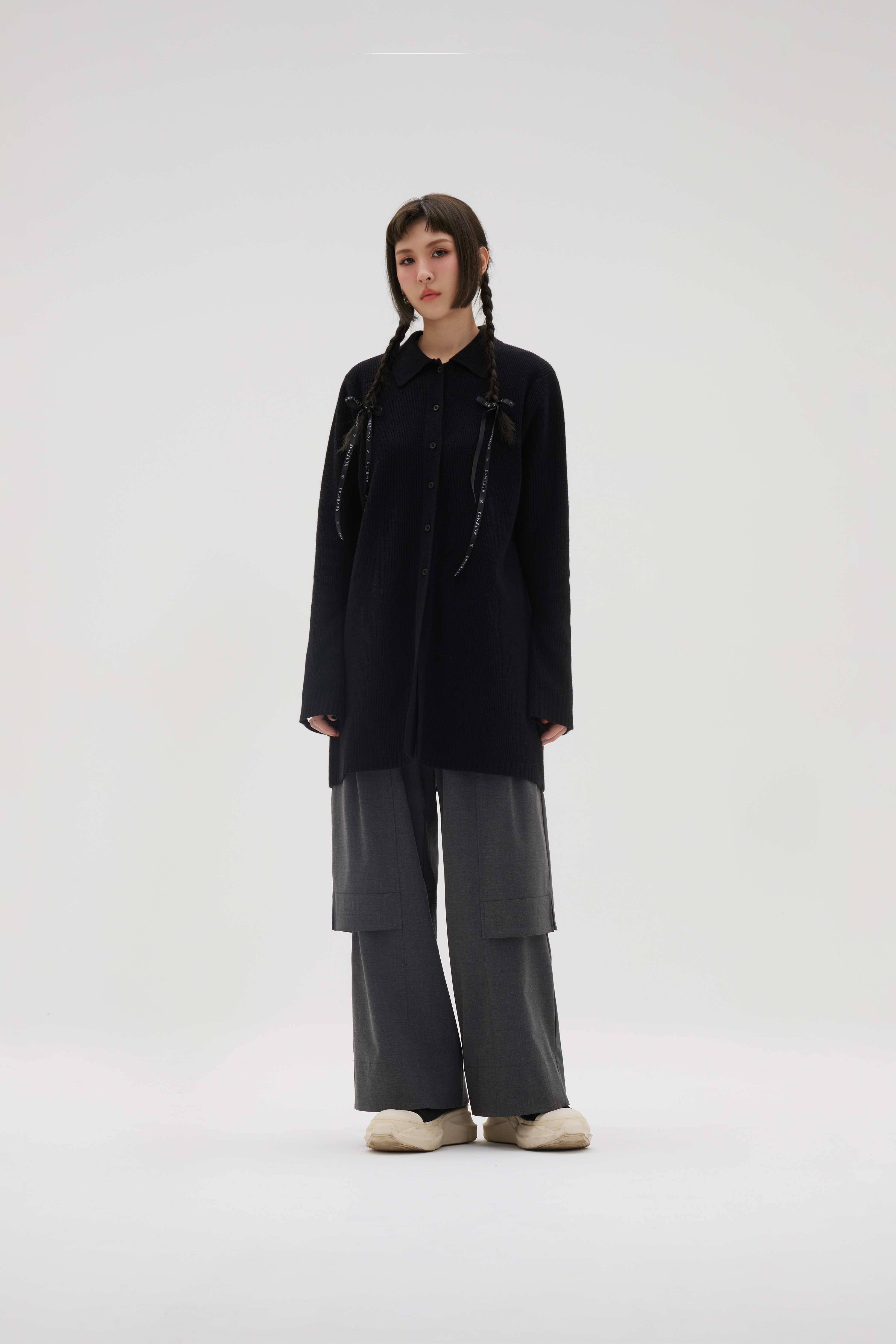 Trumpet Sleeve Knit Shirt | Black